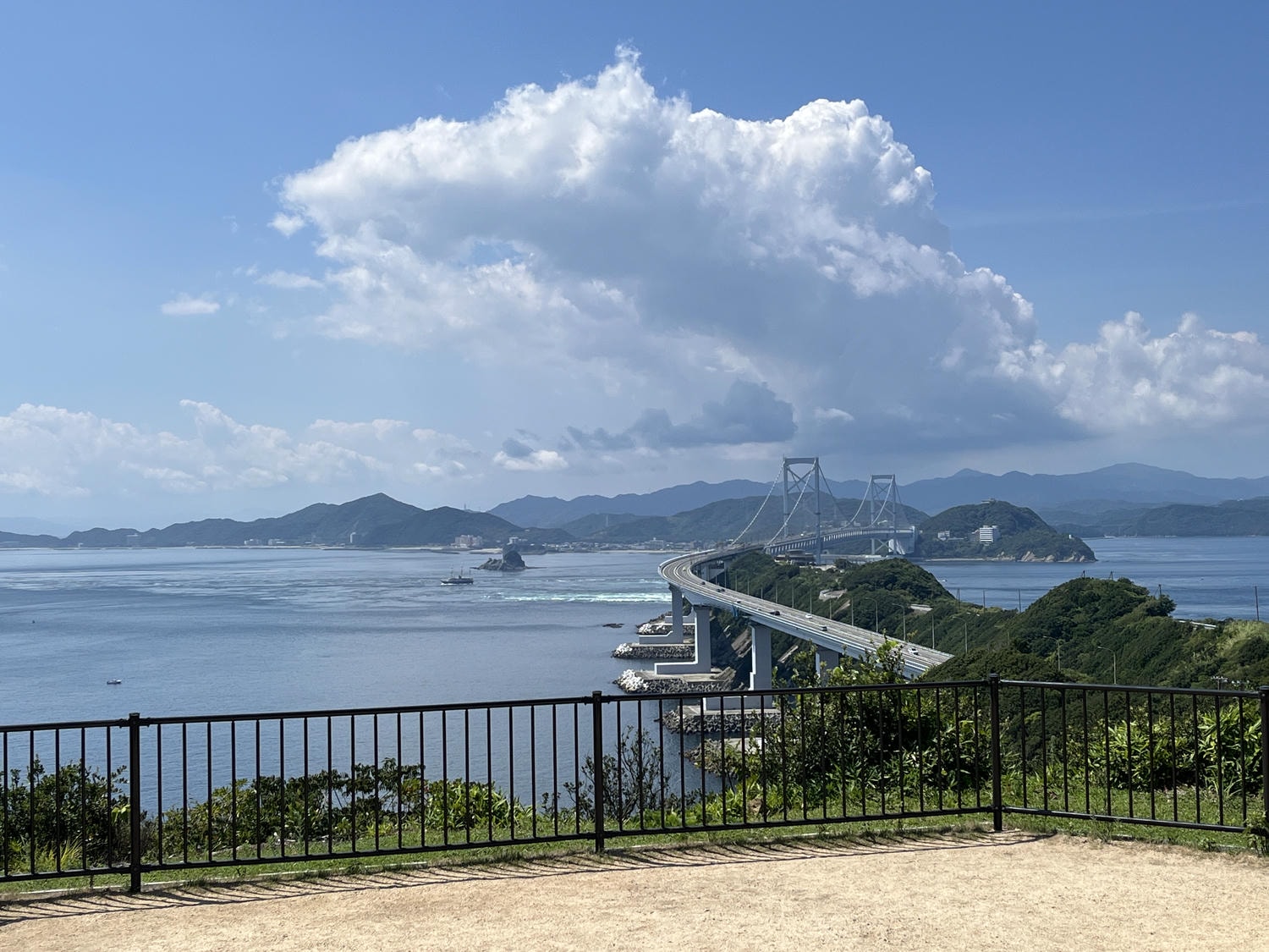 鳴門大橋 | Road station Uzushioタマネギオブジェ觀景臺 | 看漩渦的新去處 | 停車入場都免費 | 連接四國淡路島漩渦景點 - 第5張圖 鳴門大橋 | Road station Uzushioタマネギオブジェ觀景臺 | 看漩渦的新去處 | 停車入場都免費 | 連接四國淡路島漩渦景點