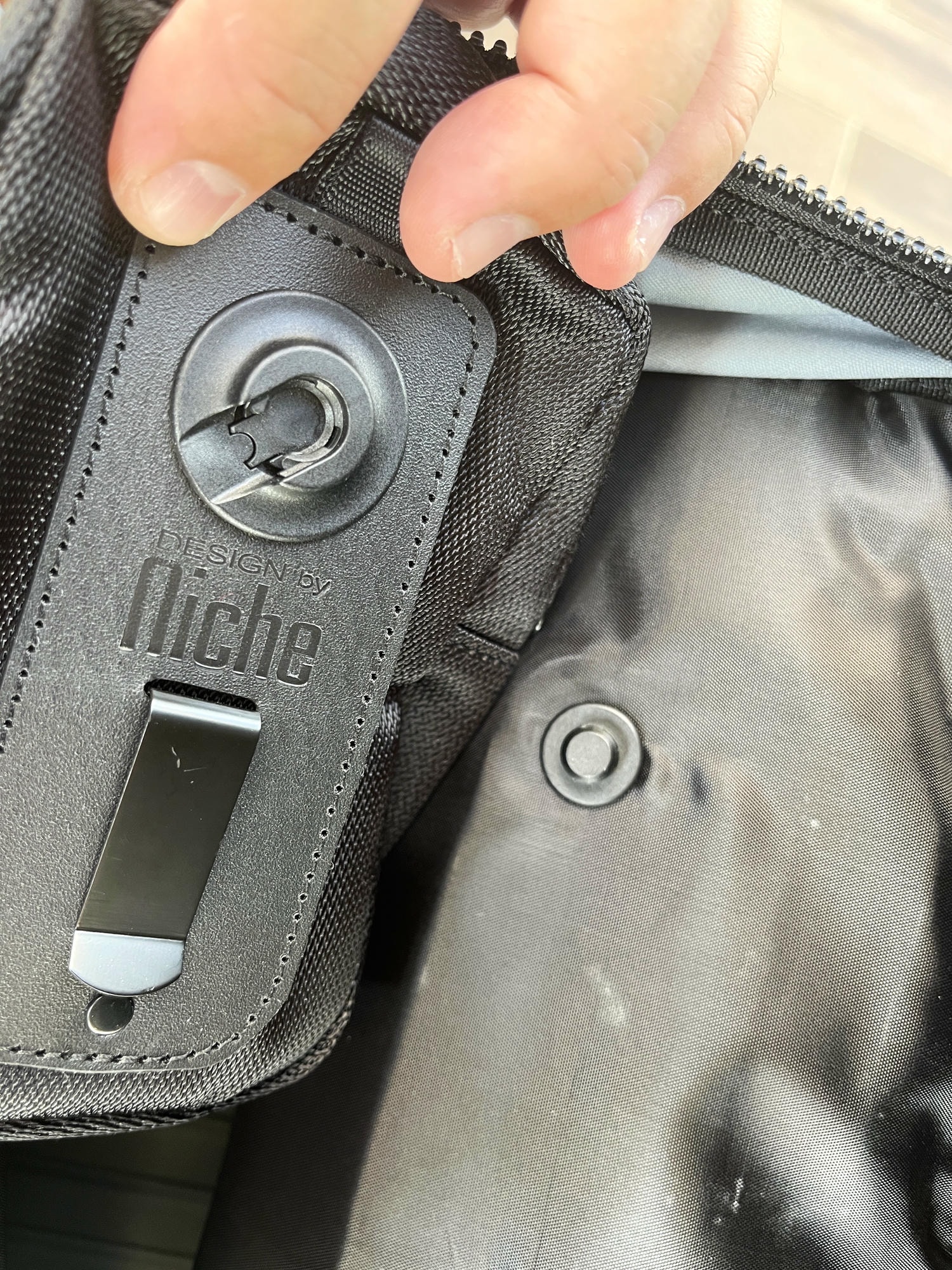 NICHE 樂奇都會背包 | 城市旅人天鷹座探險大容量後背包 | 機能質感一次擁有 - 第8張圖 NICHE 樂奇都會背包 | 城市旅人天鷹座探險大容量後背包 | 機能質感一次擁有