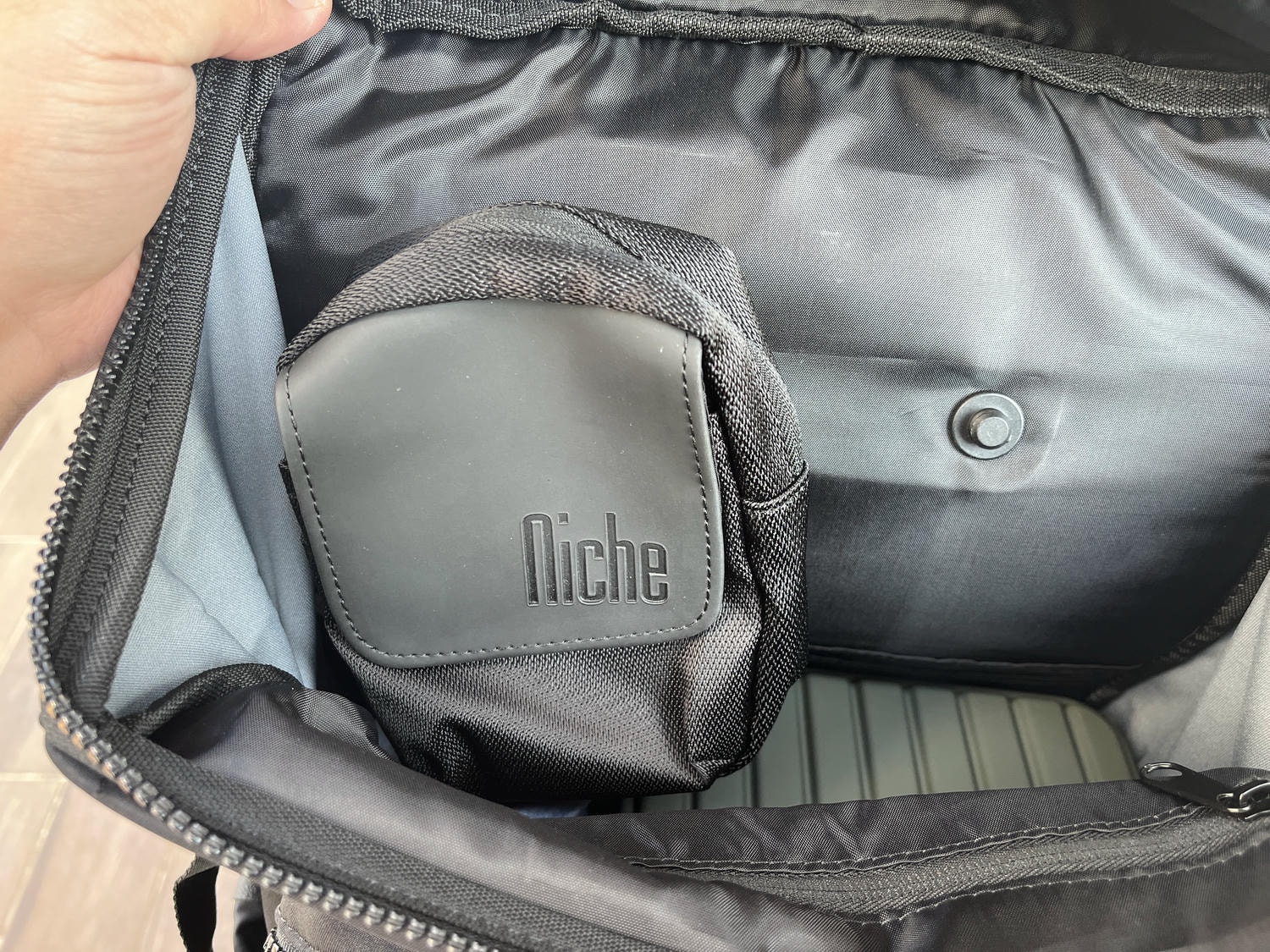 NICHE 樂奇都會背包 | 城市旅人天鷹座探險大容量後背包 | 機能質感一次擁有 - 第7張圖 NICHE 樂奇都會背包 | 城市旅人天鷹座探險大容量後背包 | 機能質感一次擁有
