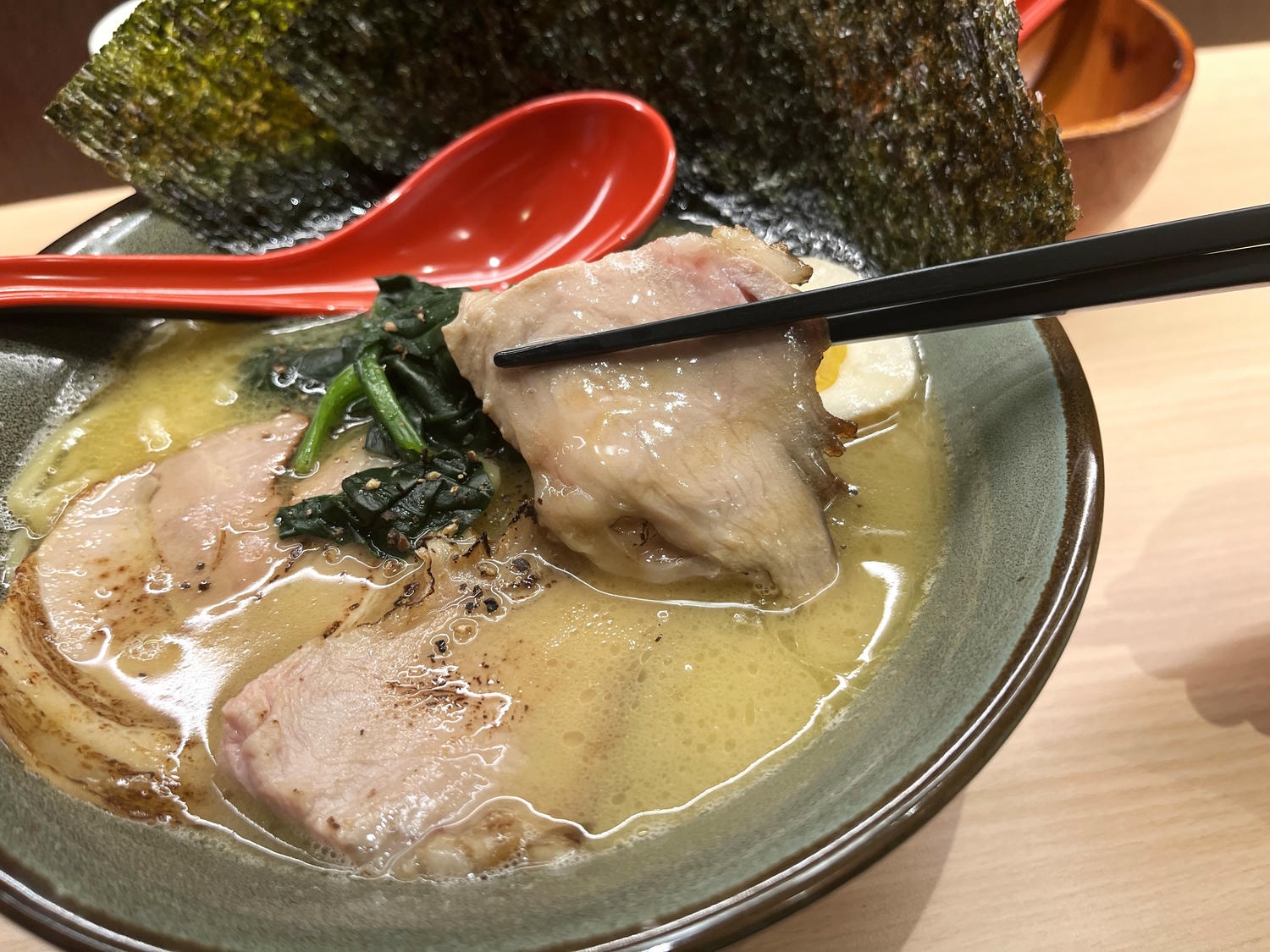 厥楓流 | 高雄鹽埕家系拉麵 | 濃厚系拉麵大推叉燒飯 | - 第13張圖 厥楓流 | 高雄鹽埕家系拉麵 | 濃厚系拉麵大推叉燒飯 |