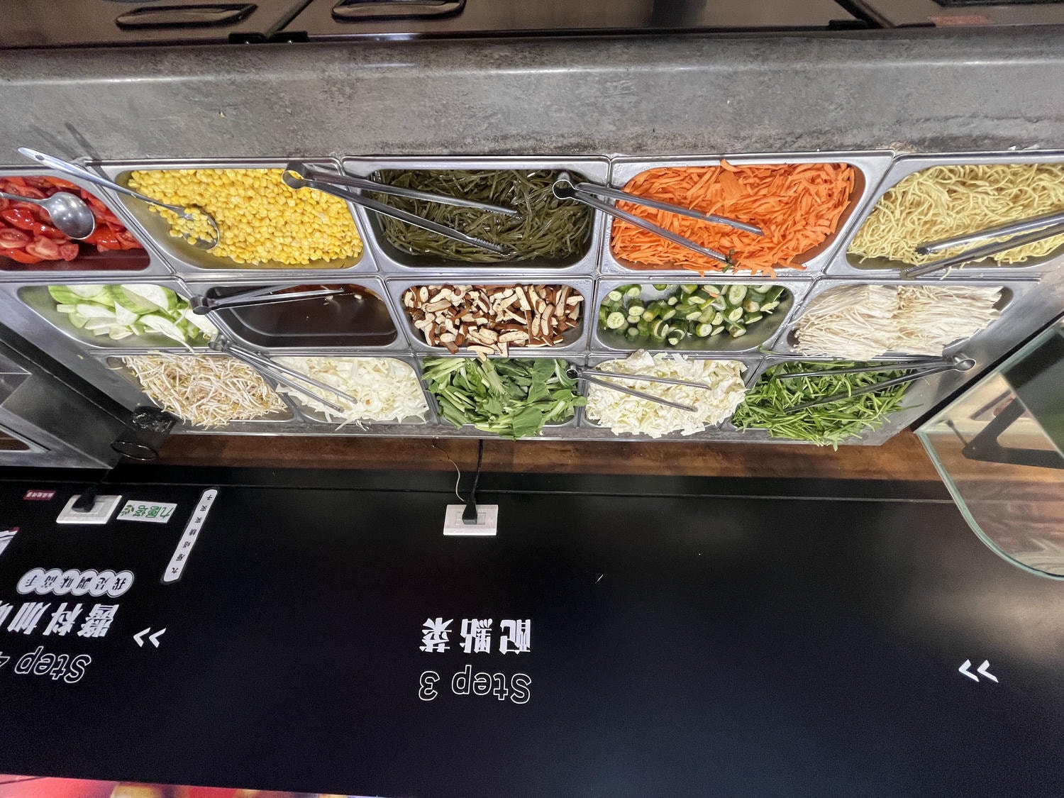 炙肉高手-蒙古火燒肉吃到飽299起 | 自己的配料自己夾無限享用 - 第12張圖 炙肉高手-蒙古火燒肉吃到飽299起 | 自己的配料自己夾無限享用