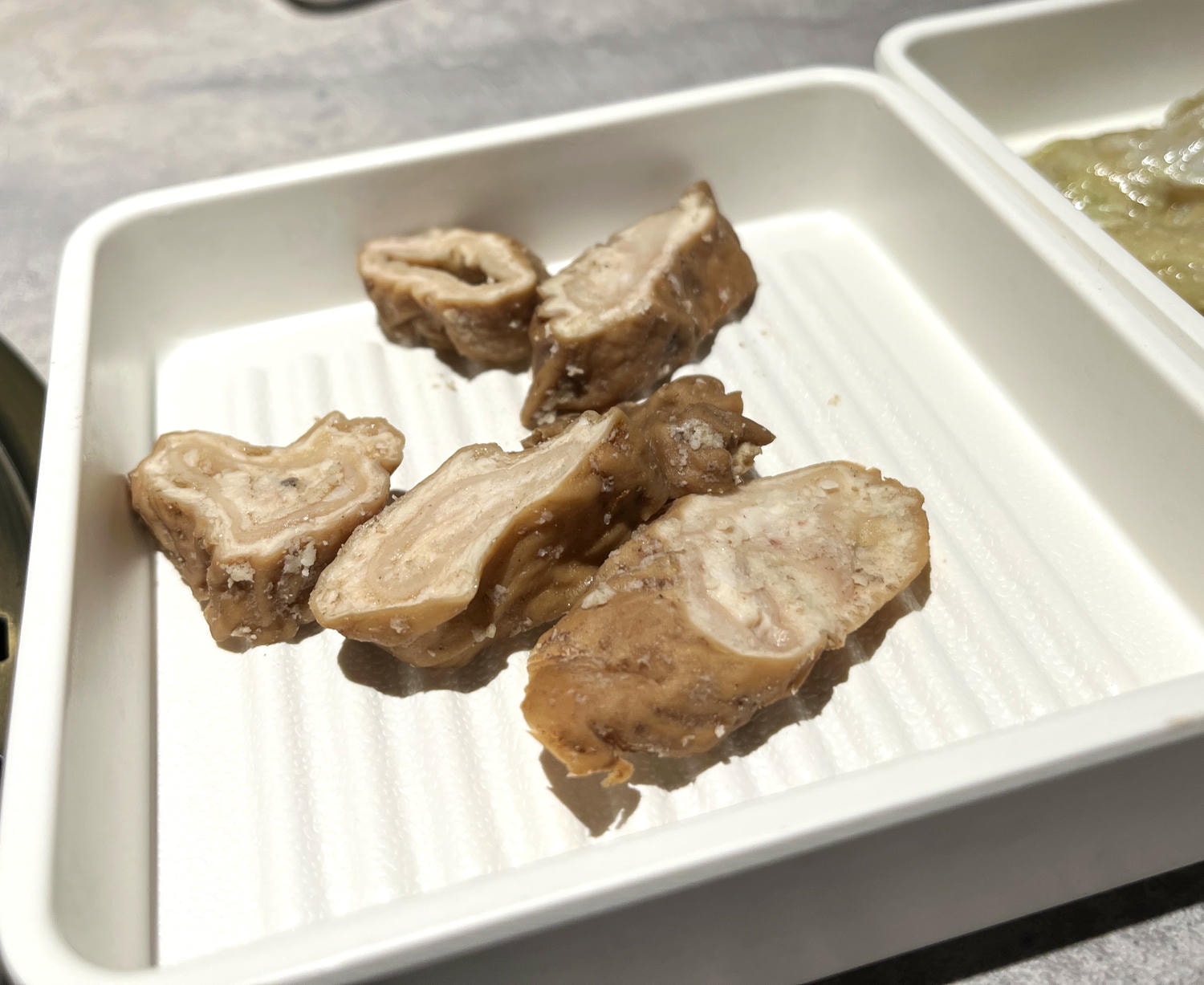 肉次方 高雄夢時代店 | 服務好燒肉吃到飽高雄首家百貨店 | 858 桌邊現切牛肉 - 第27張圖 肉次方 高雄夢時代店 | 服務好燒肉吃到飽高雄首家百貨店 | 858 桌邊現切牛肉
