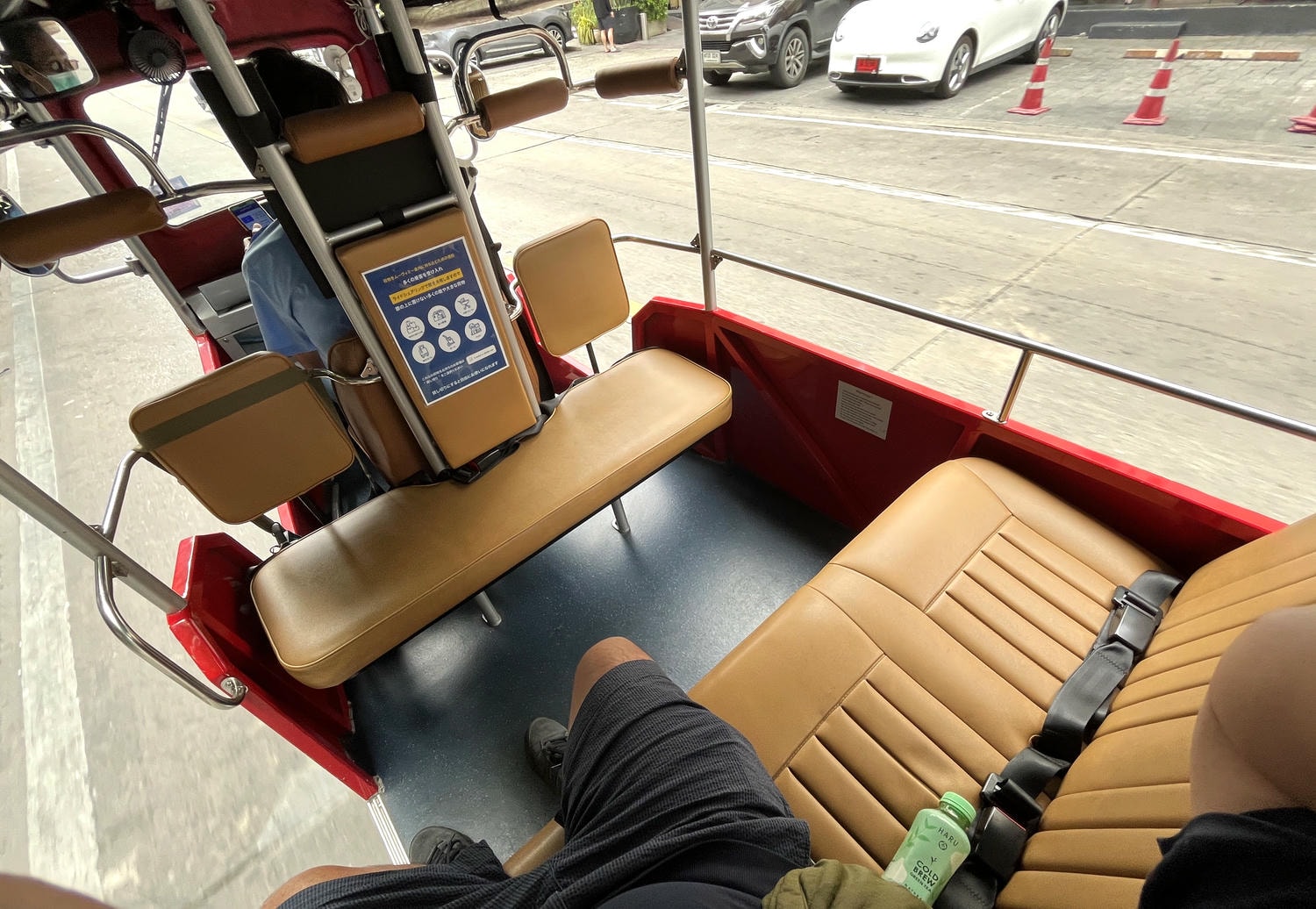 MUVMI 曼谷電動嘟嘟車 | 10元起跳區域接駁超方便