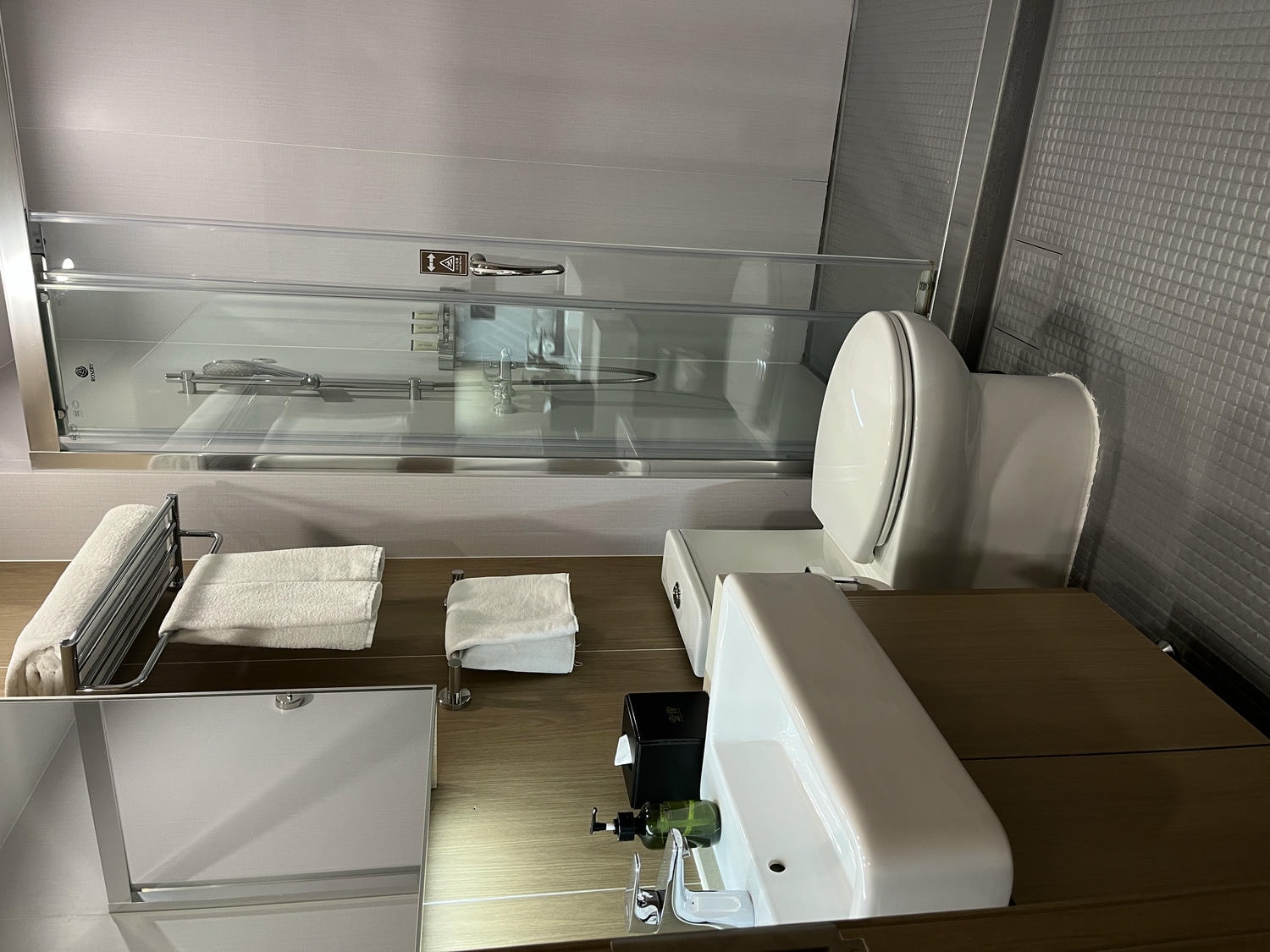 深圳 東門壹棠服務公寓 CM Serviced Apartment | 熱鬧步行街地鐵走路1分鐘 | 精緻住宿體驗 - 第17張圖 深圳 東門壹棠服務公寓 CM Serviced Apartment | 熱鬧步行街地鐵走路1分鐘 | 精緻住宿體驗