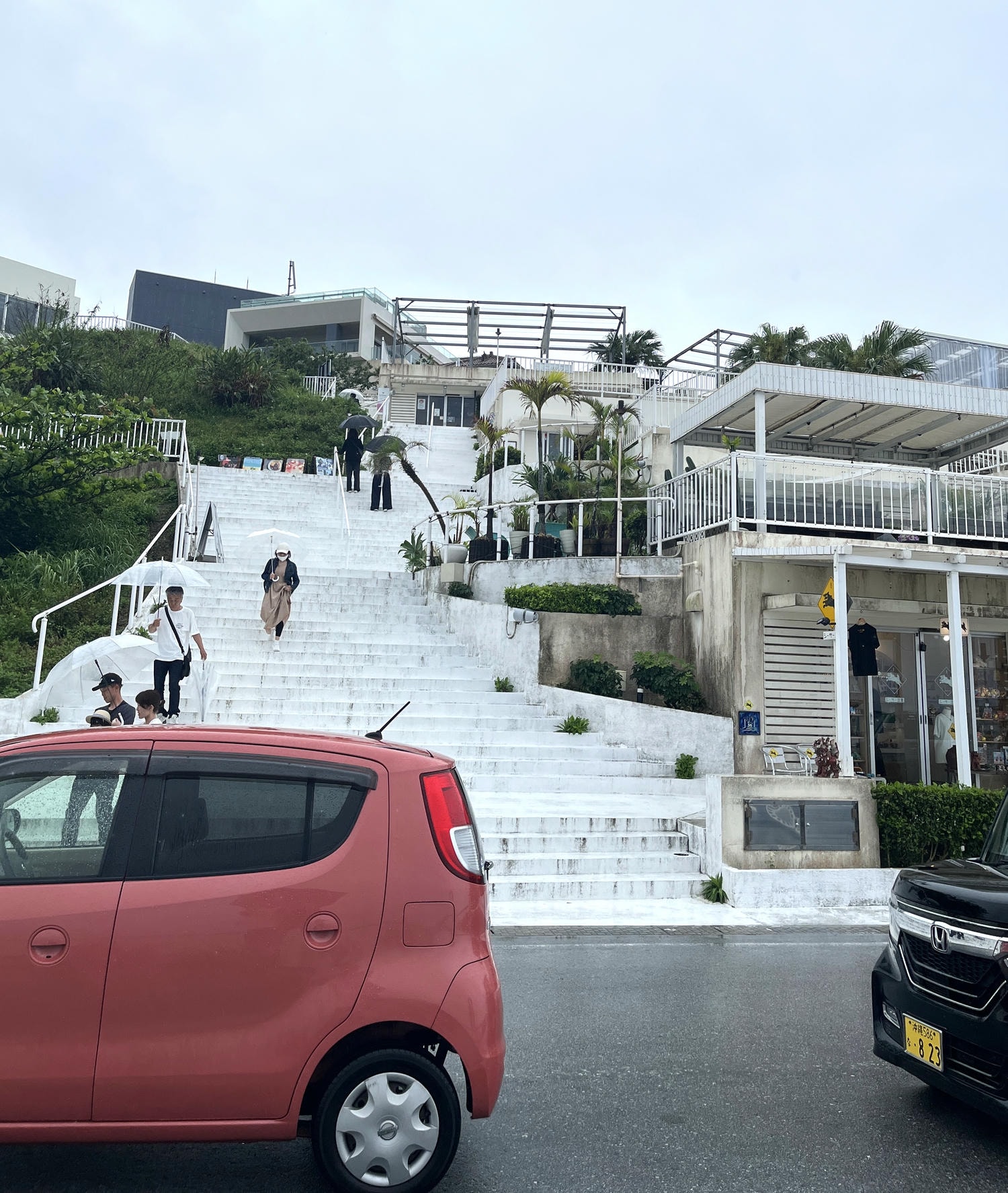 沖繩 瀨長島 | 希臘風機場旁文創小島 | 幸福鬆餅 | MARCY’S OKINAWA 香蕉奶昔 - 第5張圖 沖繩 瀨長島 | 希臘風機場旁文創小島 | 幸福鬆餅 | MARCY’S OKINAWA 香蕉奶昔