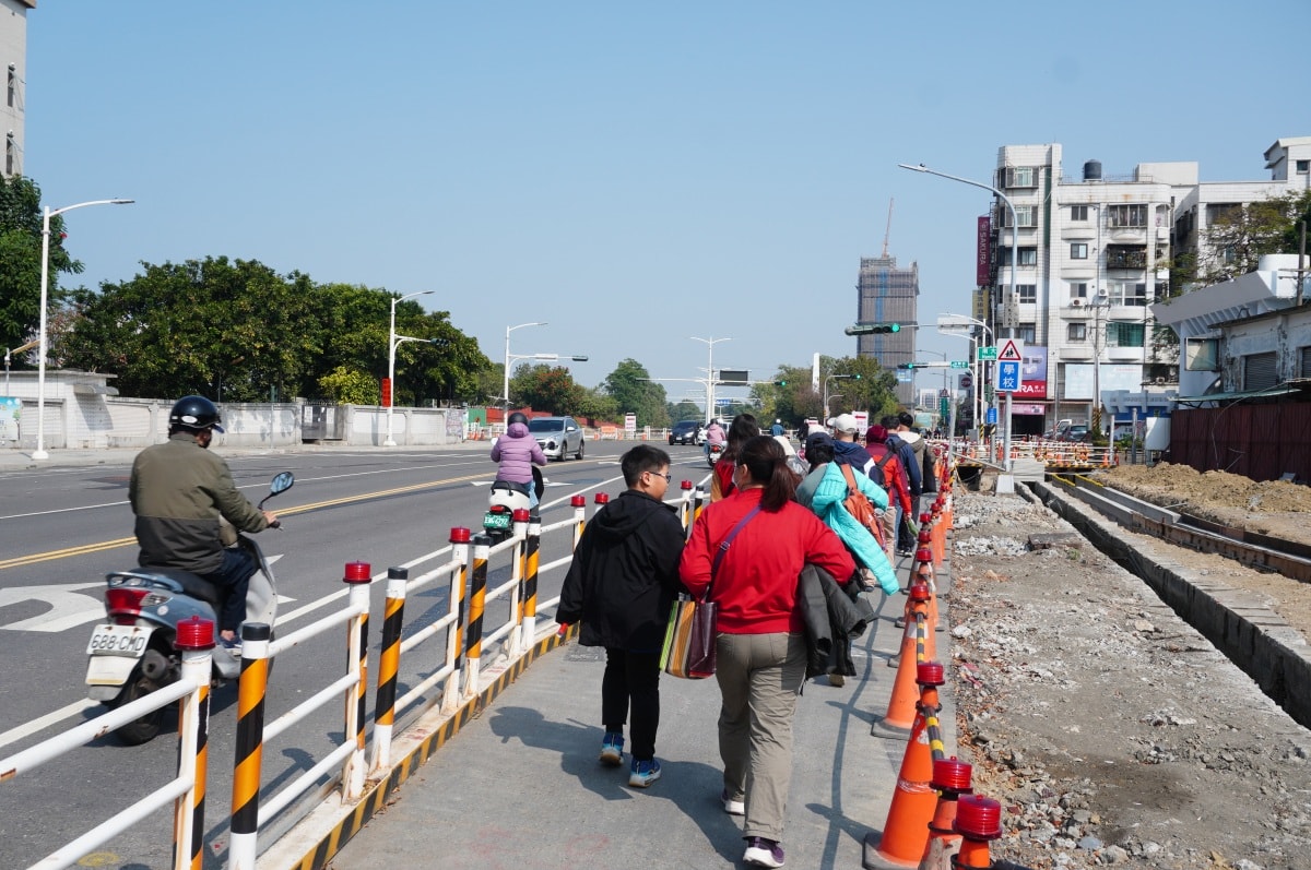 2026 馬躍蓮潭x龍虎奔騰・新春吉福趣 | 果貿社區南方時光深度走讀 | 帶你走進果貿人的日常 | 蓮池潭觀光商圈 - 第30張圖 2026 馬躍蓮潭x龍虎奔騰・新春吉福趣 | 果貿社區南方時光深度走讀 | 帶你走進果貿人的日常 | 蓮池潭觀光商圈