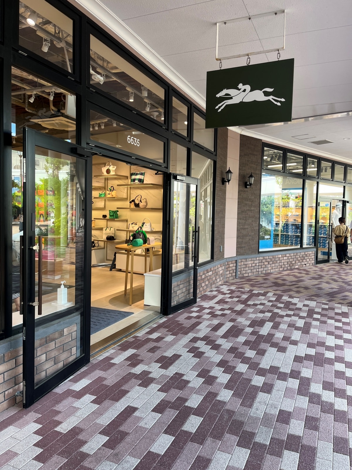 大阪臨空城 Premium Outlet | 關西機場5分鐘距離過橋就到