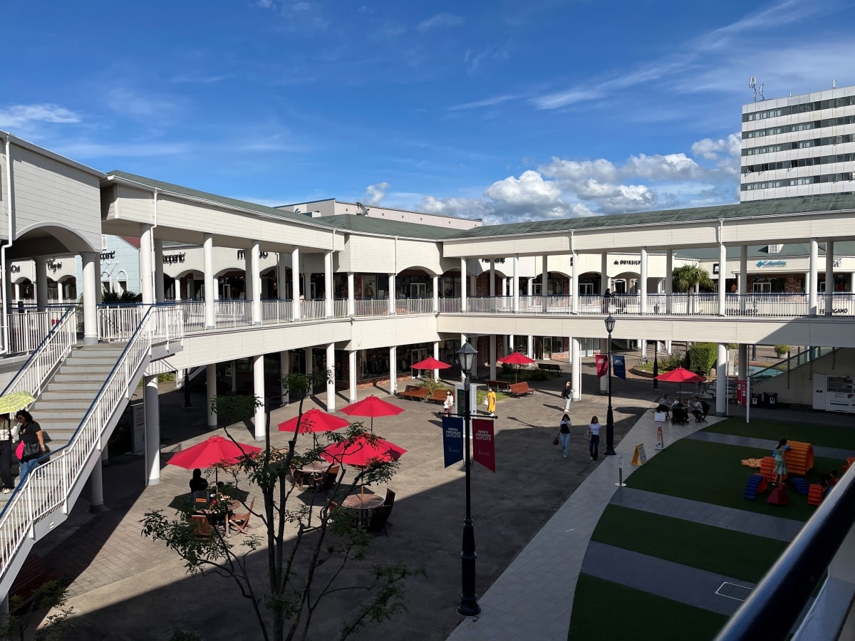 大阪臨空城 Premium Outlet | 關西機場5分鐘距離過橋就到