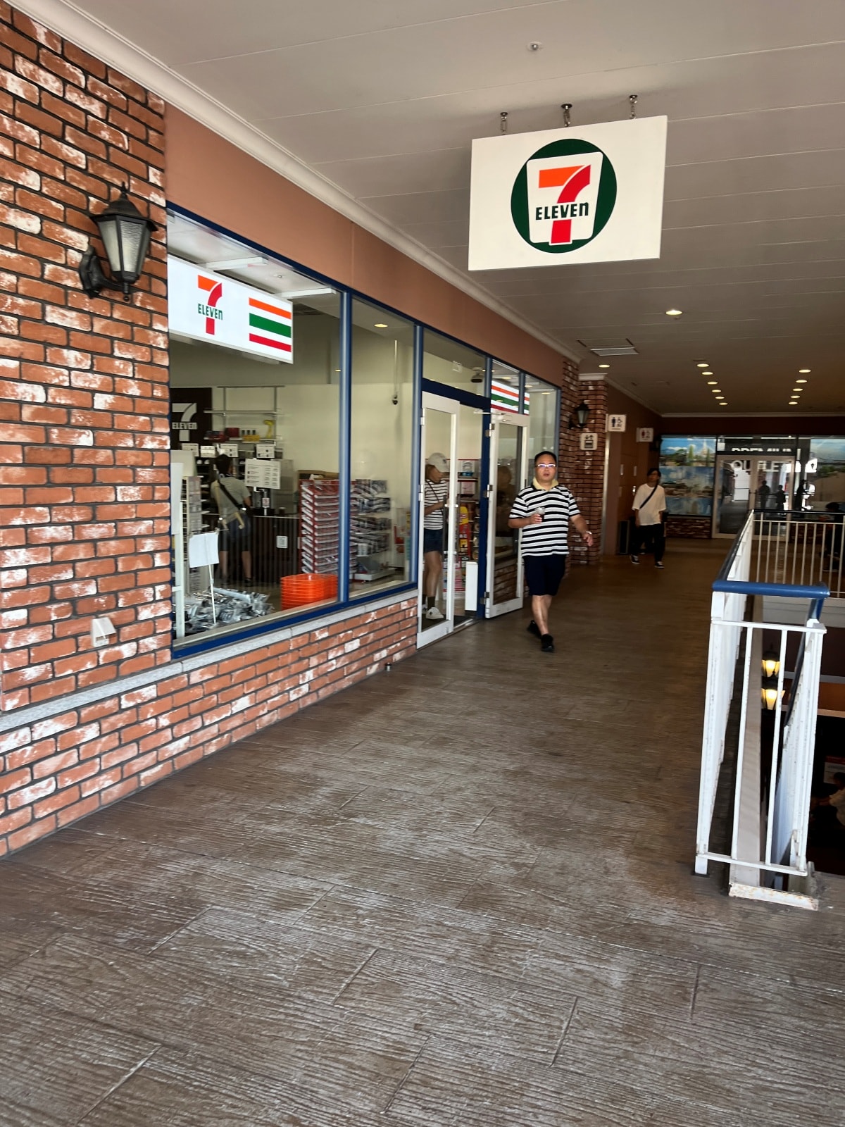 大阪臨空城 Premium Outlet | 關西機場5分鐘距離過橋就到
