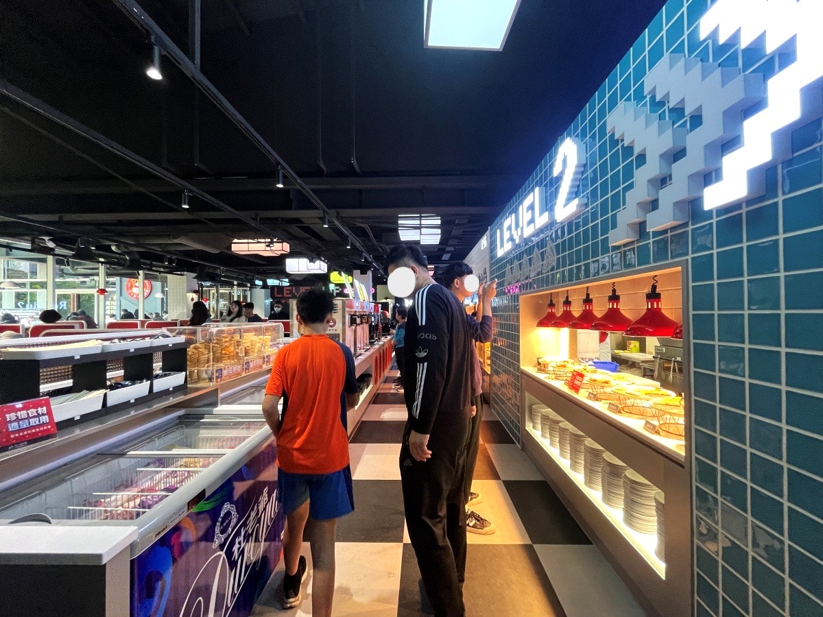 我家牛排 高雄同盟旗艦店 | 南部最強上百道自助吧 | 薄多義雞翅披薩 | 高雄我家牛排