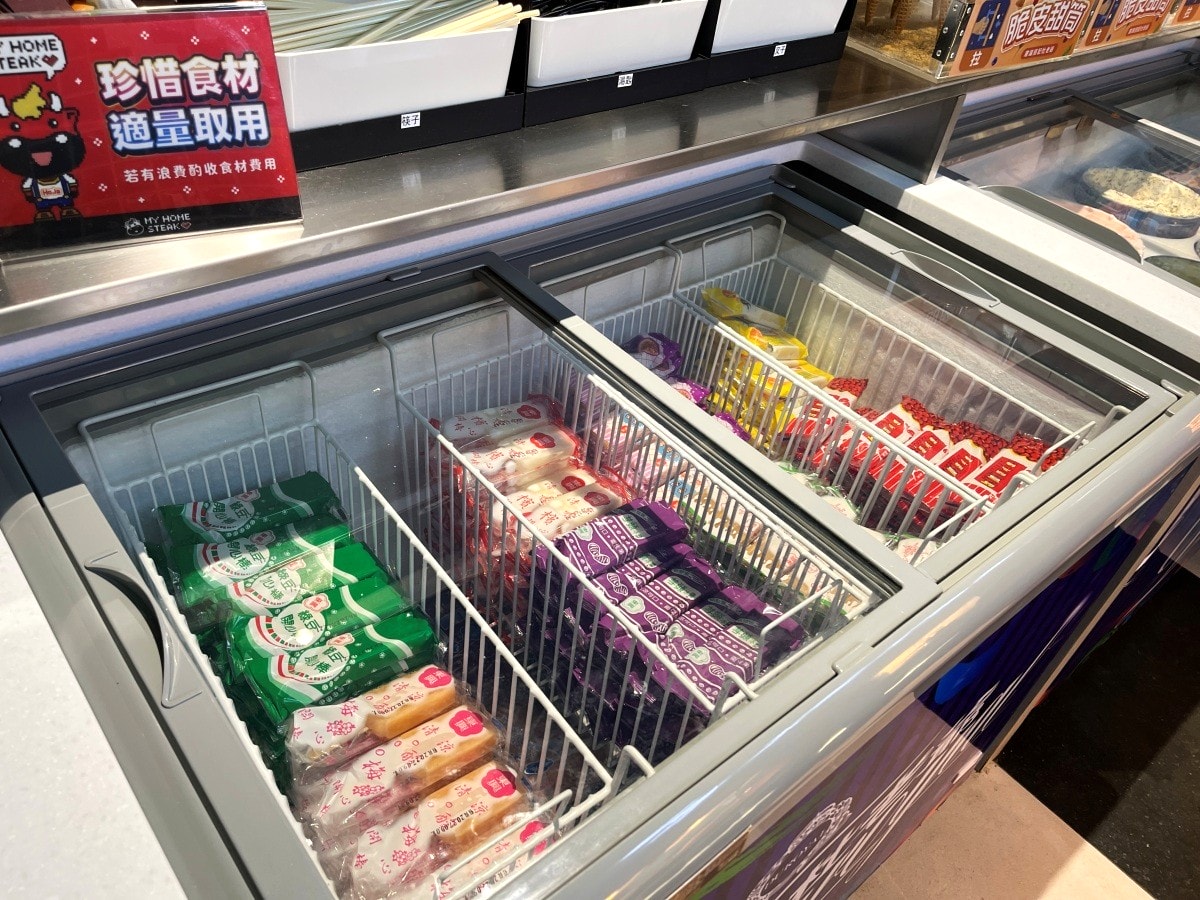 我家牛排 高雄同盟旗艦店 | 南部最強上百道自助吧 | 薄多義雞翅披薩 | 高雄我家牛排