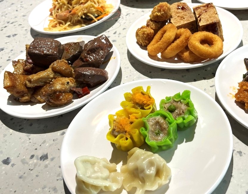 我家牛排 高雄同盟旗艦店 | 南部最強上百道自助吧 | 薄多義雞翅披薩 | 高雄我家牛排