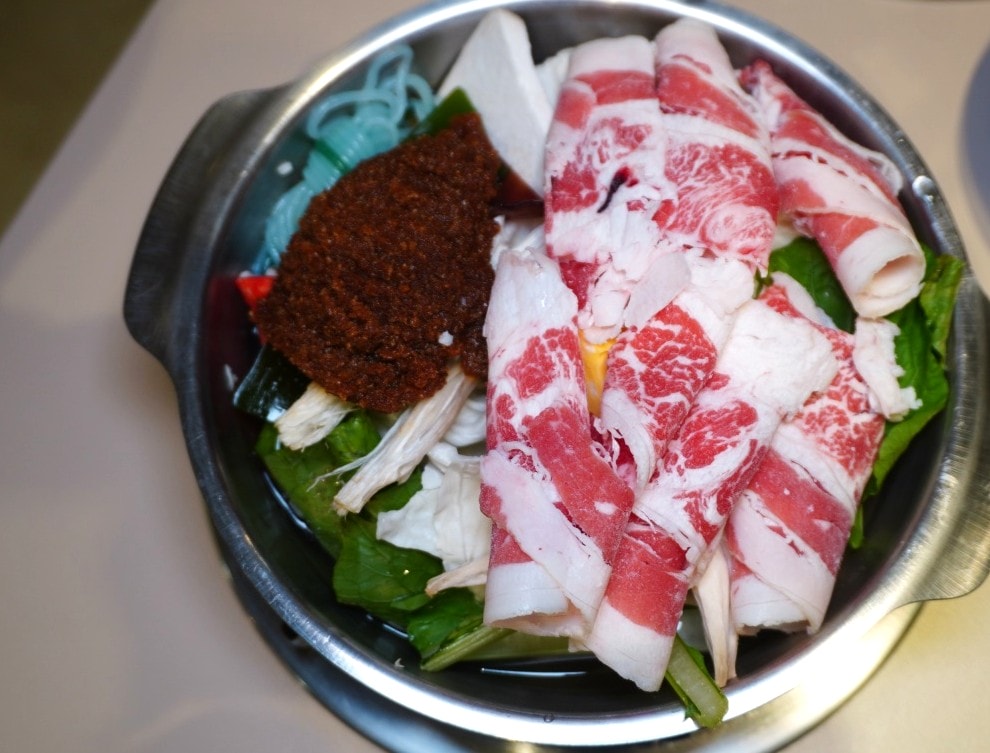 暖暖小火鍋(一心店) | 178起溫暖系小火鍋, 滷肉飯 | 米血 | 飲料冰淇淋自助吧無限享用 - 第21張圖 暖暖小火鍋(一心店) | 178起溫暖系小火鍋, 滷肉飯 | 米血 | 飲料冰淇淋自助吧無限享用