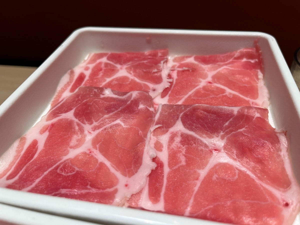 涮乃葉 五福店 | 高雄首家路邊店 480起日系涮涮鍋吃到飽 | 精緻蔬菜吧 - 第18張圖 涮乃葉 五福店 | 高雄首家路邊店 480起日系涮涮鍋吃到飽 | 精緻蔬菜吧