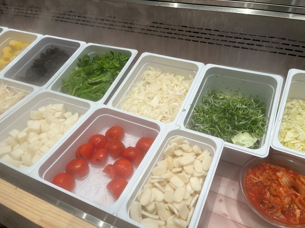 涮乃葉 五福店 | 高雄首家路邊店 480起日系涮涮鍋吃到飽 | 精緻蔬菜吧 - 第13張圖 涮乃葉 五福店 | 高雄首家路邊店 480起日系涮涮鍋吃到飽 | 精緻蔬菜吧