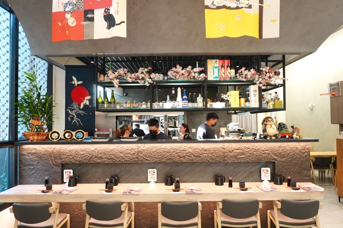橘葉壽司 左營店 | 超霸氣份量 | 平價家庭聚餐 | 高雄日本料理推薦 - 第3張圖 橘葉壽司 左營店 | 超霸氣份量 | 平價家庭聚餐 | 高雄日本料理推薦