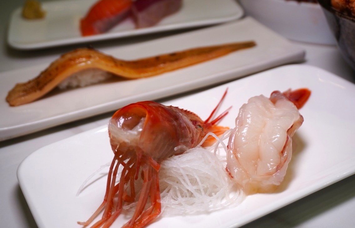 橘葉壽司 左營店 | 超霸氣份量 | 平價家庭聚餐 | 高雄日本料理推薦 - 第26張圖 橘葉壽司 左營店 | 超霸氣份量 | 平價家庭聚餐 | 高雄日本料理推薦