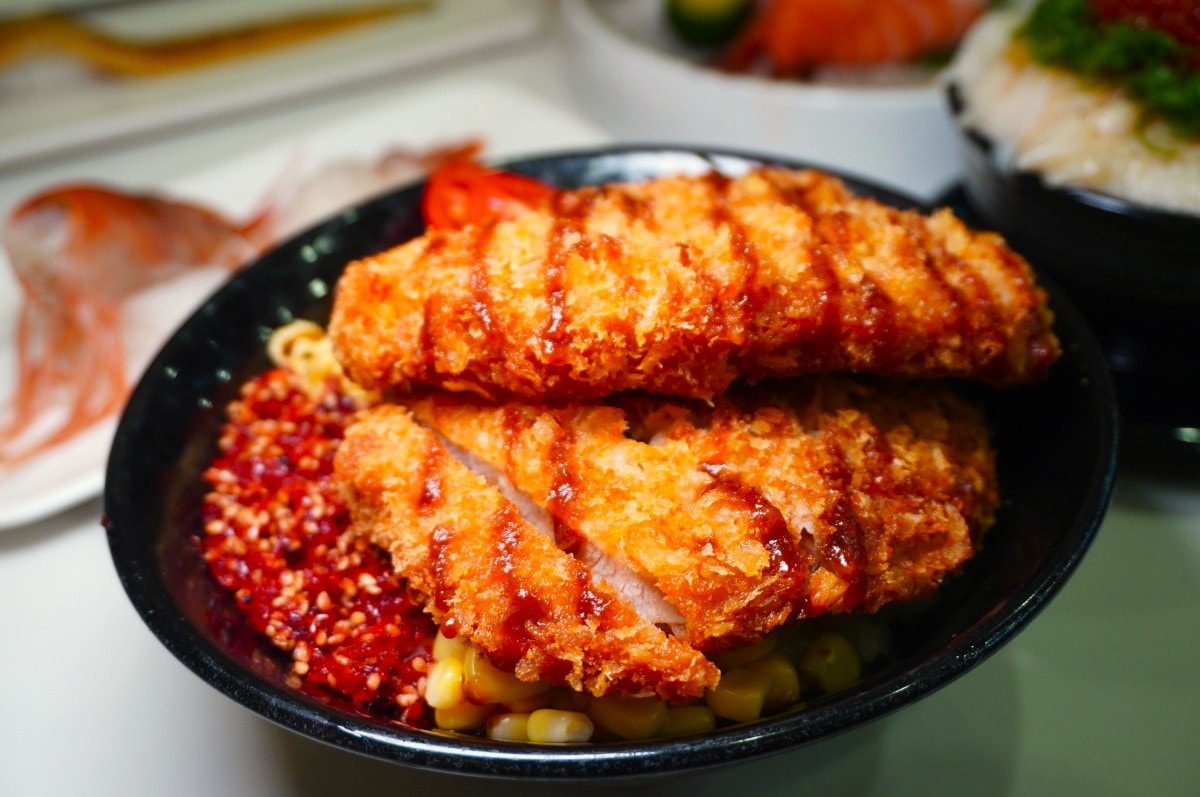 橘葉壽司 左營店 | 超霸氣份量 | 平價家庭聚餐 | 高雄日本料理推薦 - 第17張圖 橘葉壽司 左營店 | 超霸氣份量 | 平價家庭聚餐 | 高雄日本料理推薦