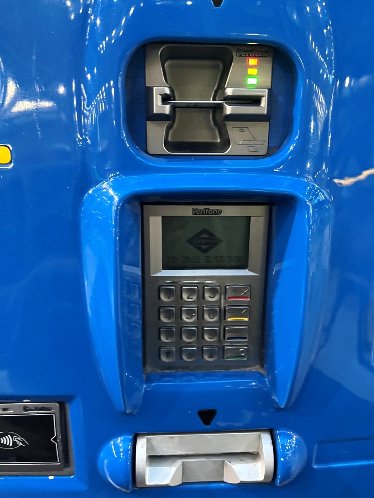 馬德里地鐵 Madrid Metro | 乾淨方便 | 次數卡一趟只要27元 | 玩歐洲比臺灣還划算交通費 - 第4張圖 馬德里地鐵 Madrid Metro | 乾淨方便 | 次數卡一趟只要27元 | 玩歐洲比臺灣還划算交通費