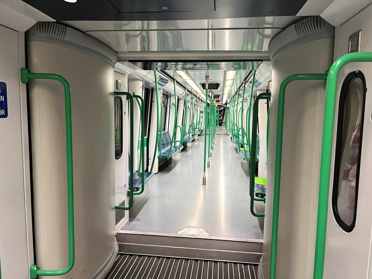 馬德里地鐵 Madrid Metro | 乾淨方便 | 次數卡一趟只要27元 | 玩歐洲比臺灣還划算交通費 - 第9張圖 馬德里地鐵 Madrid Metro | 乾淨方便 | 次數卡一趟只要27元 | 玩歐洲比臺灣還划算交通費