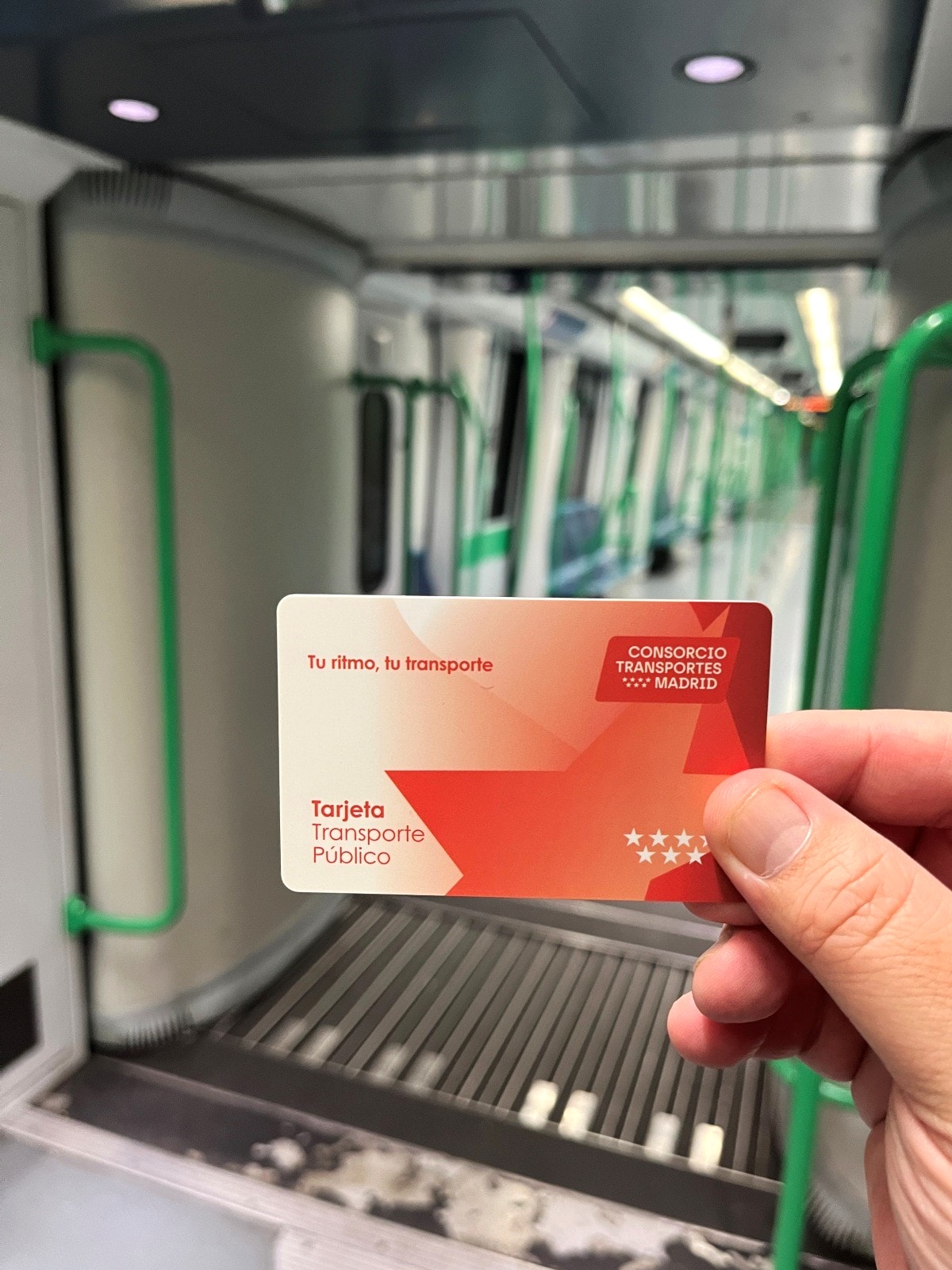 馬德里地鐵 Madrid Metro | 乾淨方便 | 次數卡一趟只要27元 | 玩歐洲比臺灣還划算交通費 - 第6張圖 馬德里地鐵 Madrid Metro | 乾淨方便 | 次數卡一趟只要27元 | 玩歐洲比臺灣還划算交通費