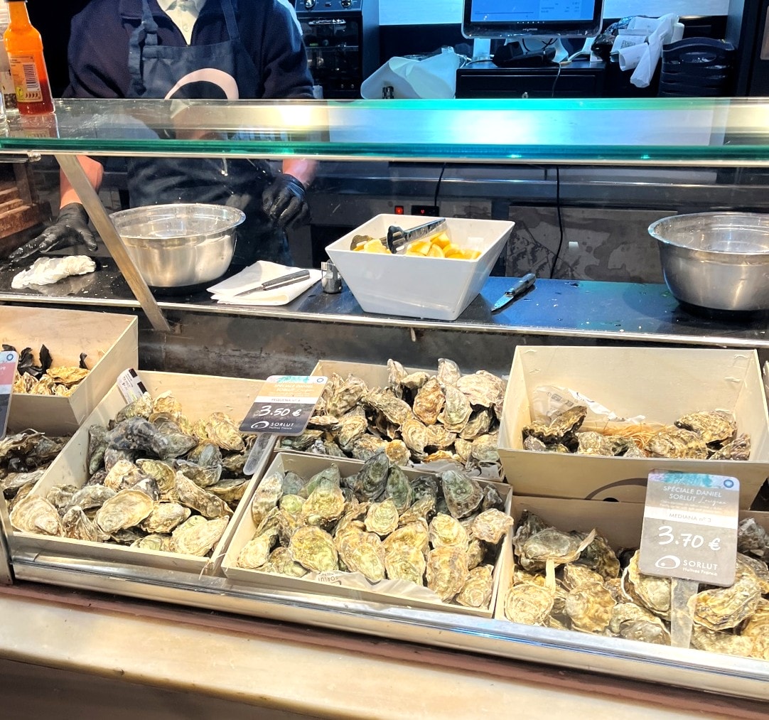 馬德里 馬約爾廣場 Plaza Mayor | 復古風格美食市集聖米格爾市場 Mercado de San Miguel - 第13張圖 馬德里 馬約爾廣場 Plaza Mayor | 復古風格美食市集聖米格爾市場 Mercado de San Miguel