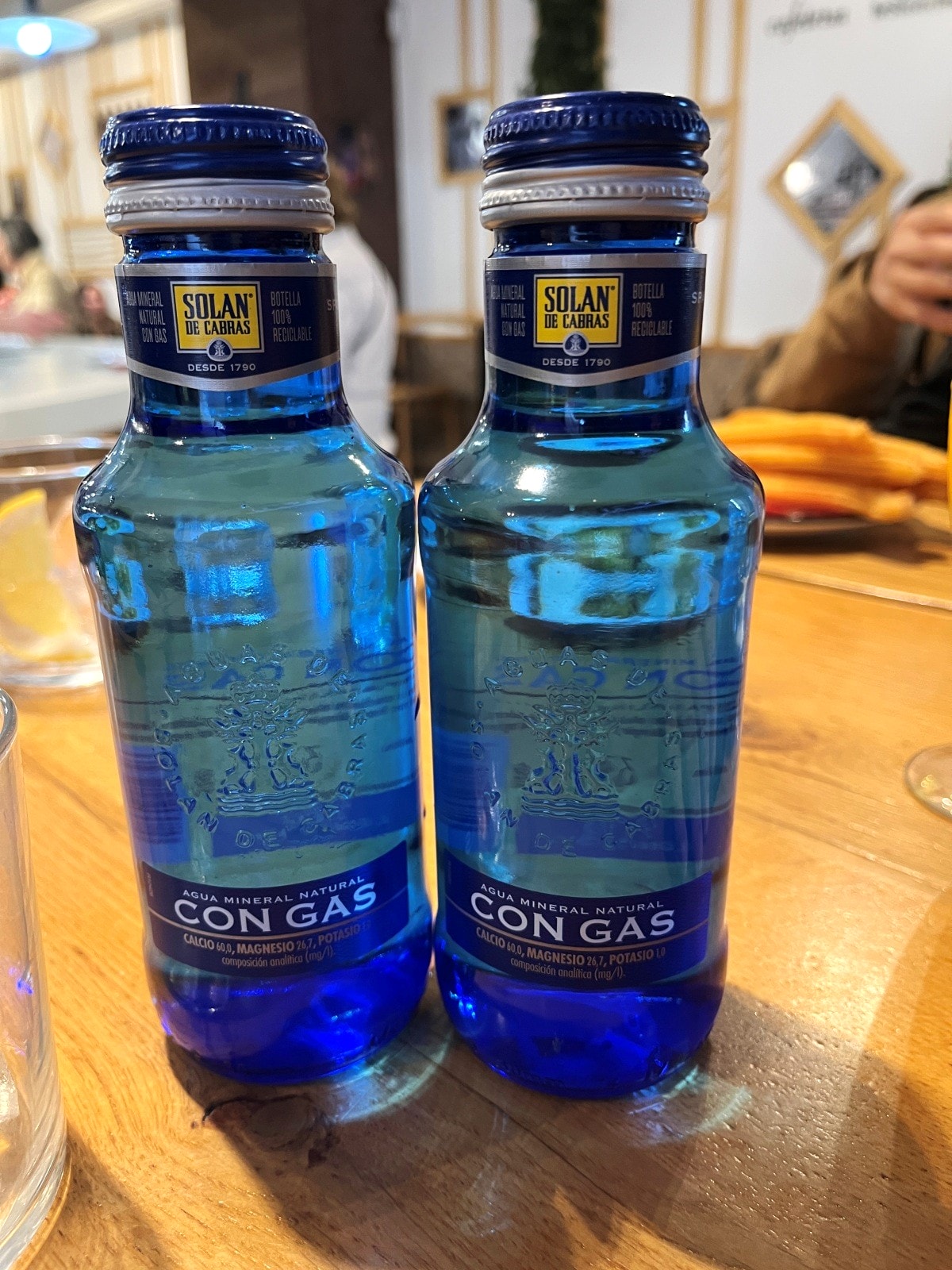 馬德里 | 推薦的西班牙油條店 | 吉拿棒專賣 | Cafeteria Esparteros | Maestro Churrero - 第8張圖 馬德里 | 推薦的西班牙油條店 | 吉拿棒專賣 | Cafeteria Esparteros | Maestro Churrero