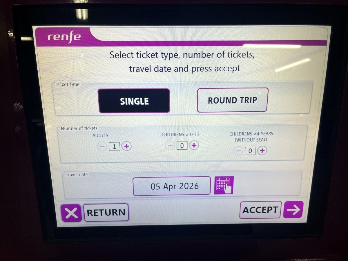 西班牙高鐵 Renfe Avant -MADRID 馬德里 – TOLEDO 托雷多 | 西班牙中短程高鐵服務 | 馬德里-托雷多交通 - 第4張圖 西班牙高鐵 Renfe Avant -MADRID 馬德里 – TOLEDO 托雷多 | 西班牙中短程高鐵服務 | 馬德里-托雷多交通