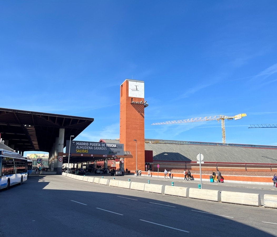 西班牙高鐵 Renfe Avant -MADRID 馬德里 – TOLEDO 托雷多 | 西班牙中短程高鐵服務 | 馬德里-托雷多交通 - 第1張圖 西班牙高鐵 Renfe Avant -MADRID 馬德里 – TOLEDO 托雷多 | 西班牙中短程高鐵服務 | 馬德里-托雷多交通
