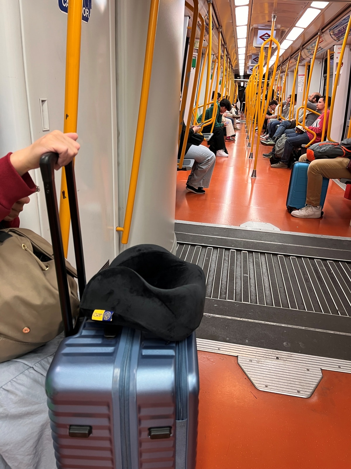 馬德里地鐵 Madrid Metro | 乾淨方便 | 次數卡一趟只要27元 | 玩歐洲比臺灣還划算交通費 - 第10張圖 馬德里地鐵 Madrid Metro | 乾淨方便 | 次數卡一趟只要27元 | 玩歐洲比臺灣還划算交通費
