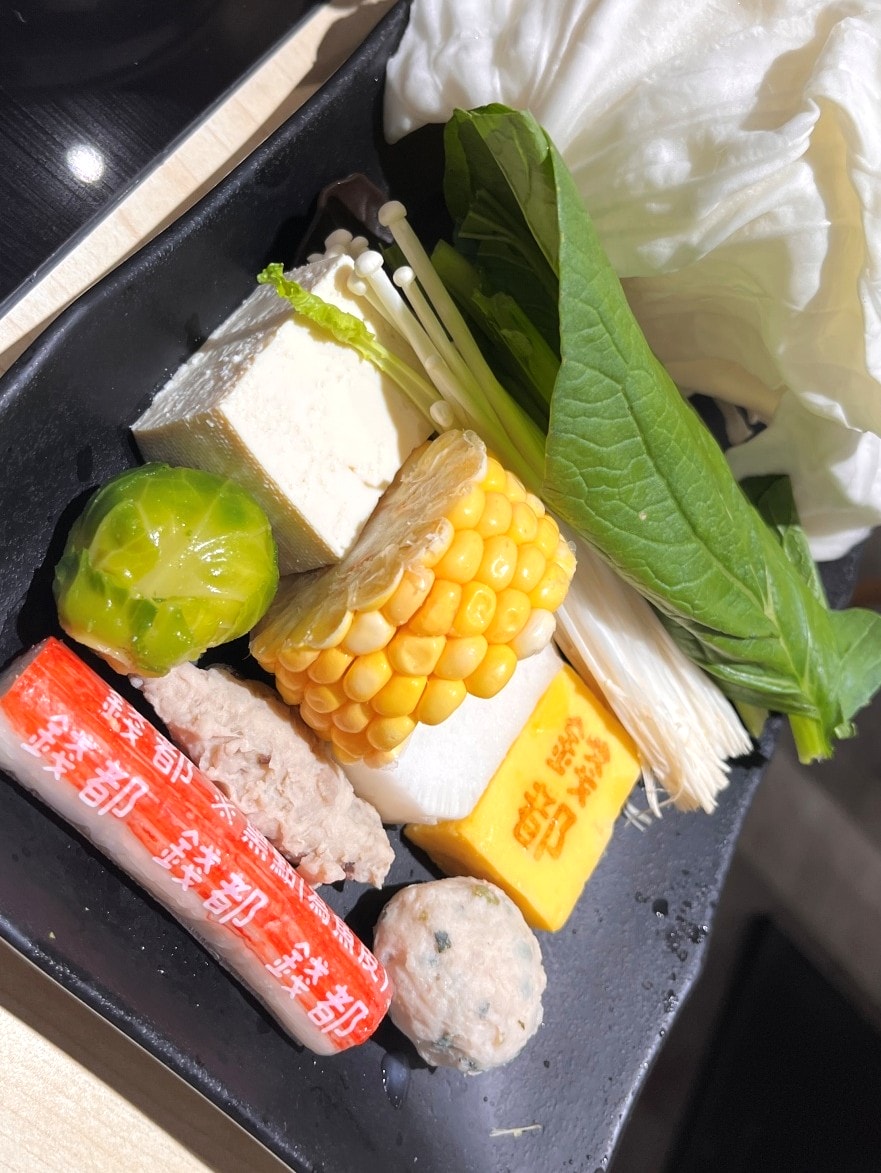 錢都 日式涮涮鍋 鳳山直營店 | 環境好菜盤精緻 | 高雄火鍋推薦