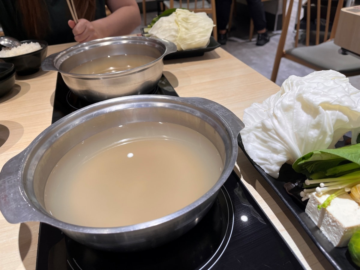 錢都 日式涮涮鍋 鳳山直營店 | 環境好菜盤精緻 | 高雄火鍋推薦
