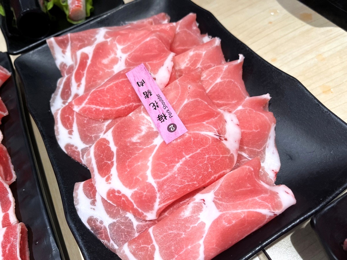 錢都 日式涮涮鍋 鳳山直營店 | 環境好菜盤精緻 | 高雄火鍋推薦