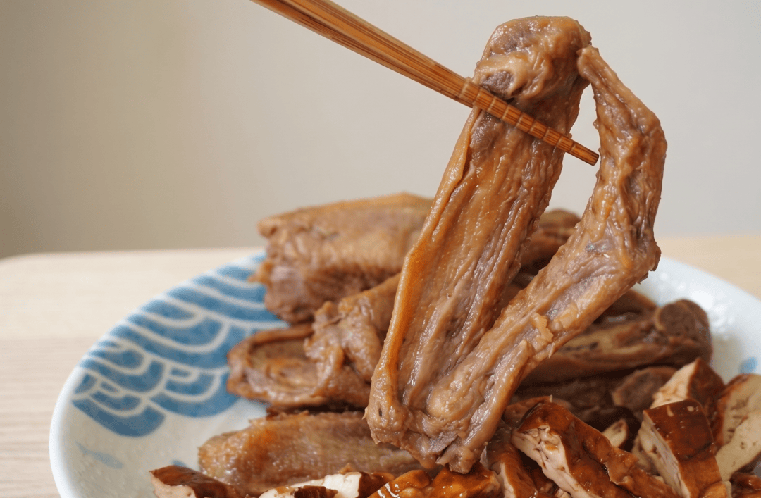 李媽媽の櫥窗滷味 | 高雄知名滷味全台冷凍宅配真空包 | 2500 冷凍店到店免運 - 第16張圖 李媽媽の櫥窗滷味 | 高雄知名滷味全台冷凍宅配真空包 | 2500 冷凍店到店免運