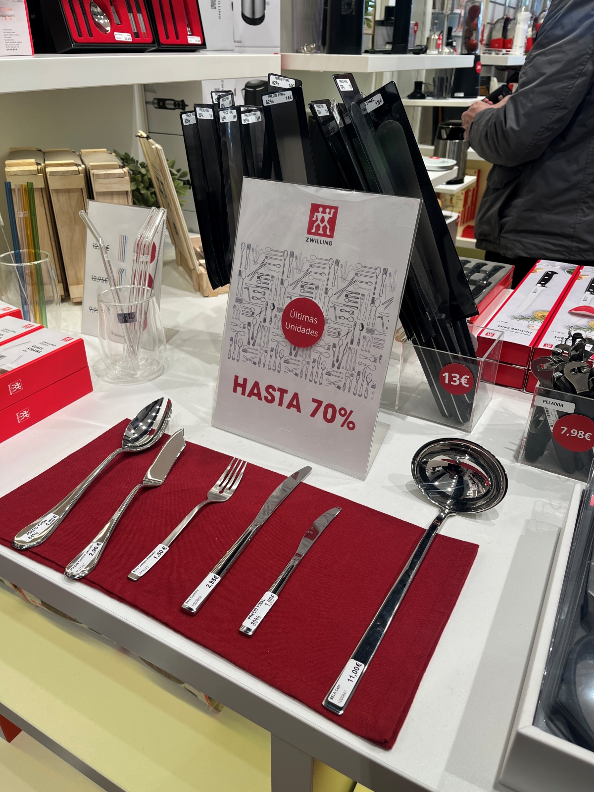 馬德里 Las Rozas Village Outlet 拉斯羅薩斯購物村 | 客運可到的馬德里近郊國際Outlet