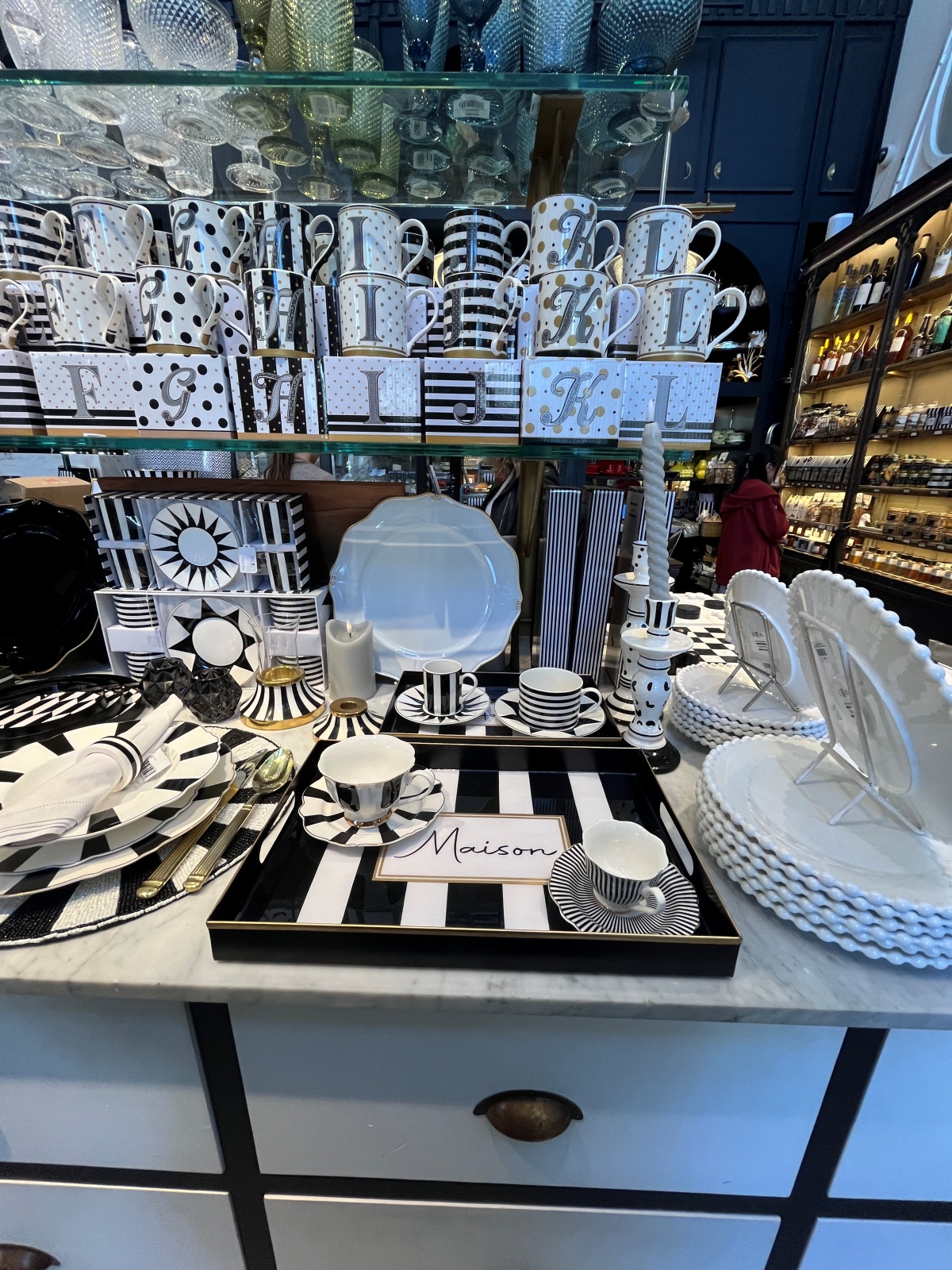 馬德里 Las Rozas Village Outlet 拉斯羅薩斯購物村 | 客運可到的馬德里近郊國際Outlet