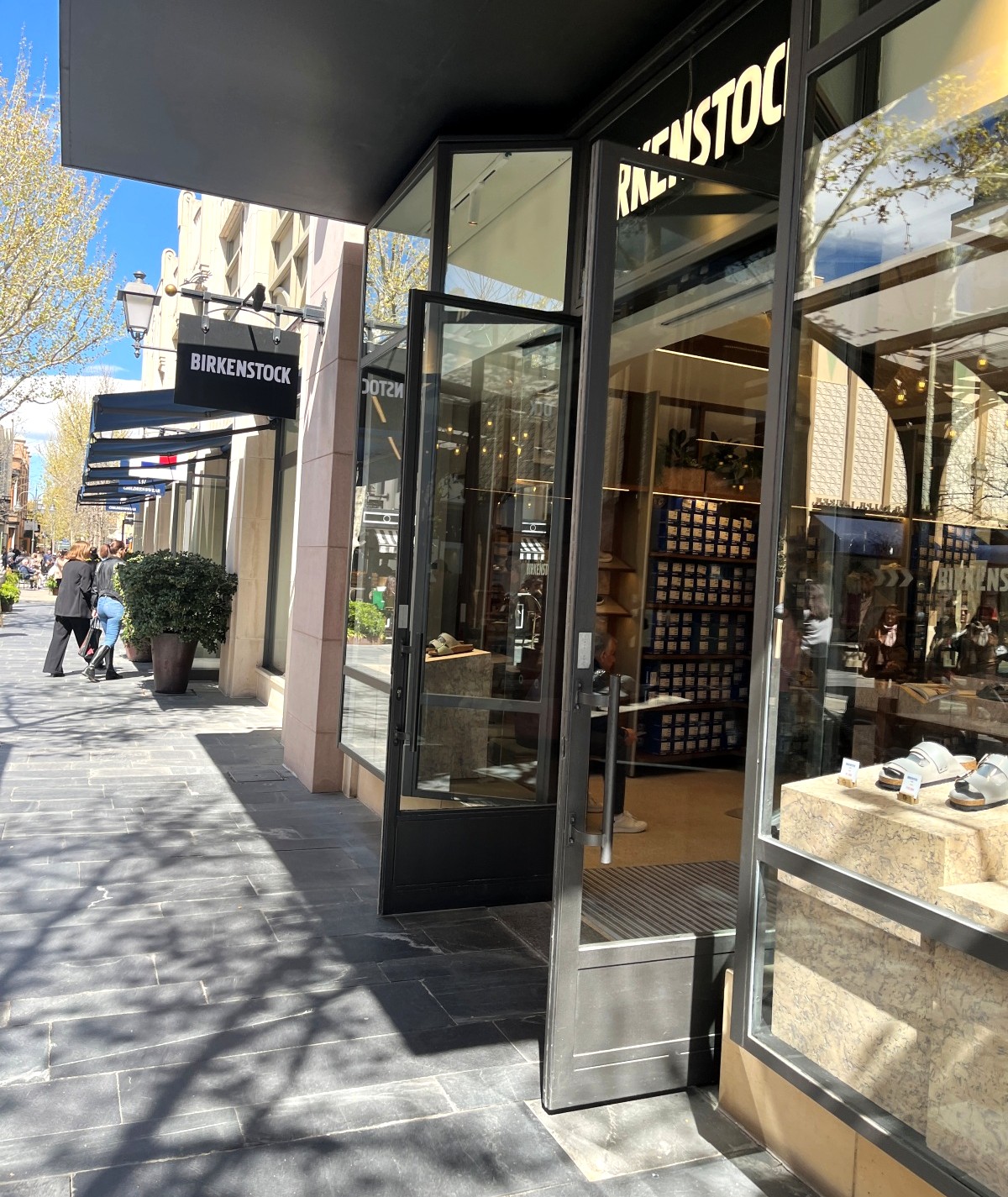 馬德里 Las Rozas Village Outlet 拉斯羅薩斯購物村 | 客運可到的馬德里近郊國際Outlet