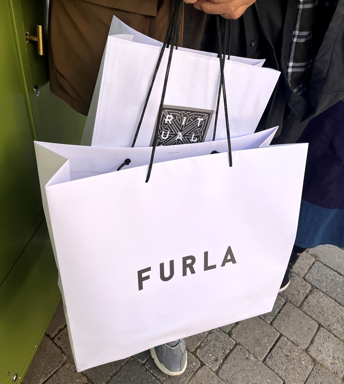 馬德里 Las Rozas Village Outlet 拉斯羅薩斯購物村 | 客運可到的馬德里近郊國際Outlet
