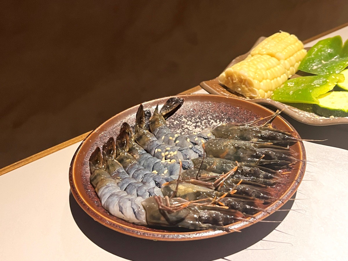 高雄 鰗同燒肉 | 胡同燒肉15號店 | 承億酒店24樓桌邊服務燒肉 | 星宇航空指定燒肉品牌