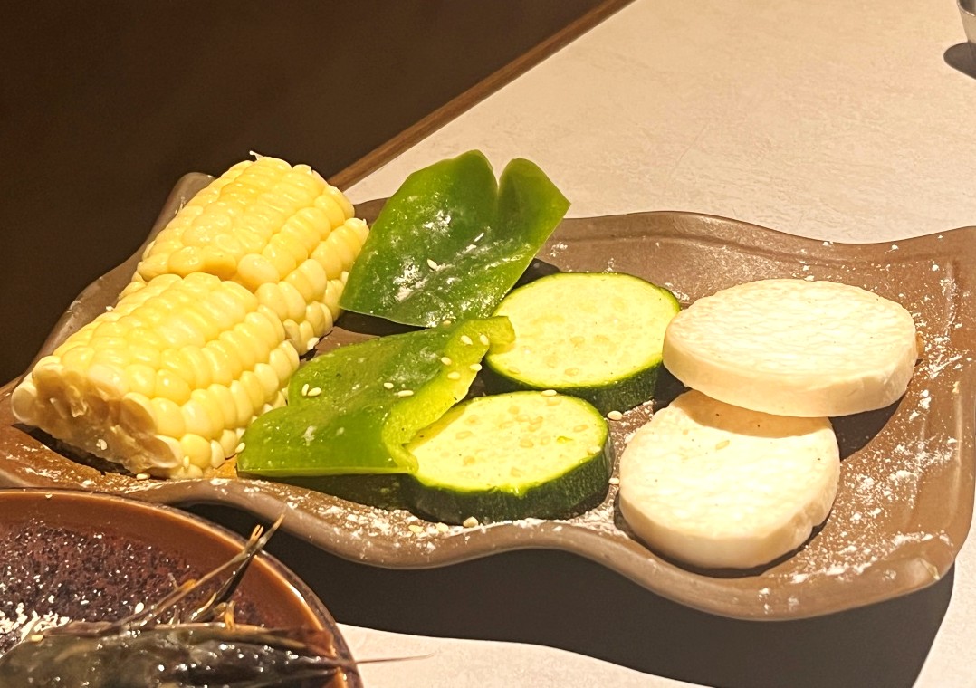 高雄 鰗同燒肉 | 胡同燒肉15號店 | 承億酒店24樓桌邊服務燒肉 | 星宇航空指定燒肉品牌
