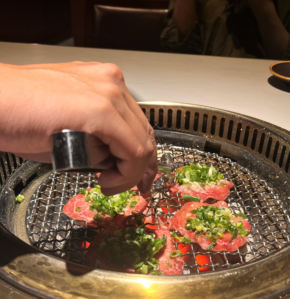 高雄 鰗同燒肉 | 胡同燒肉15號店 | 承億酒店24樓桌邊服務燒肉 | 星宇航空指定燒肉品牌