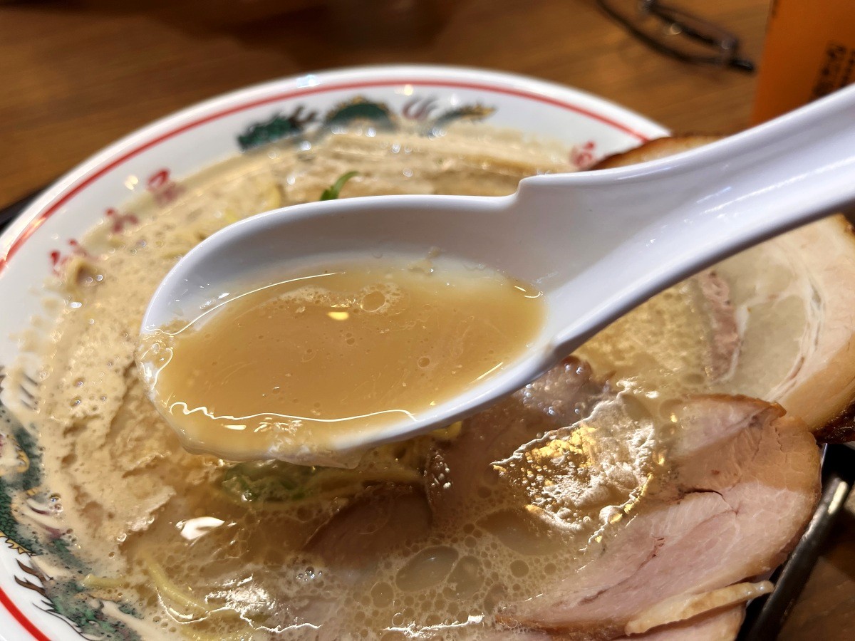 魁力屋拉麵 高雄左營店 | 來自京都的醬油拉麵199起 | 清爽順口湯頭