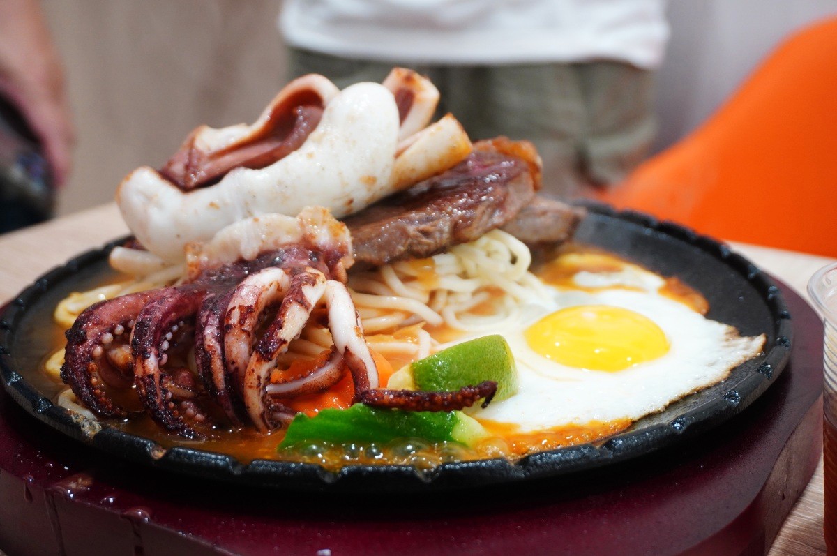 品馨牛排館 彌陀店 高雄 | 被牛排耽誤的比臉大虱目魚排重新開幕 | 牛排139起 - 第18張圖 品馨牛排館 彌陀店 高雄 | 被牛排耽誤的比臉大虱目魚排重新開幕 | 牛排139起