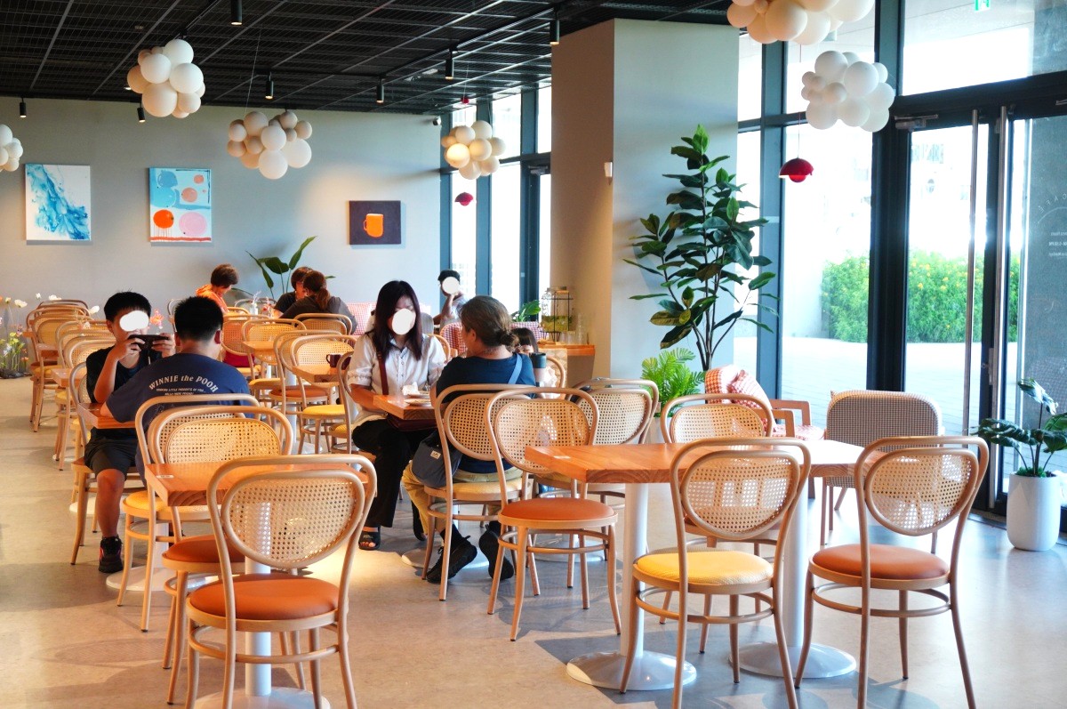 臺東鐵花一日遊 | 創意手工甜甜圈 | 青澤伴手禮 | 臺東總圖 x AU CAFÉ 鷗咖啡 | 臺東親子景點推薦
