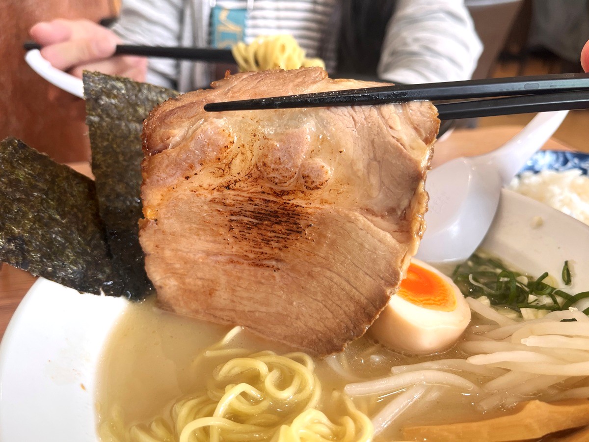 橫濱屋初代村田拉麵 高雄 | 日本老闆的溫馨小拉麵店 - 第9張圖 橫濱屋初代村田拉麵 高雄 | 日本老闆的溫馨小拉麵店