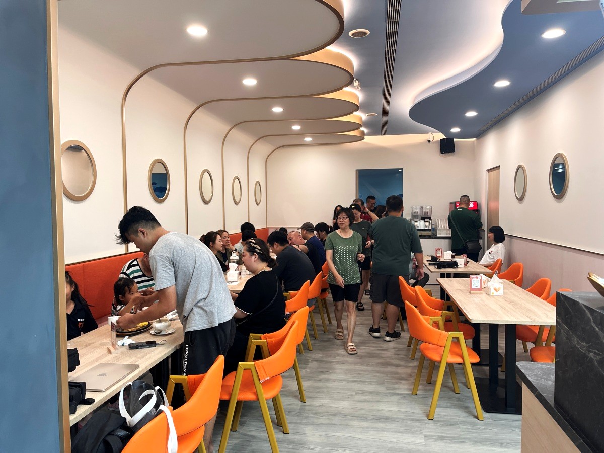 品馨牛排館 彌陀店 高雄 | 被牛排耽誤的比臉大虱目魚排重新開幕 | 牛排139起 - 第2張圖 品馨牛排館 彌陀店 高雄 | 被牛排耽誤的比臉大虱目魚排重新開幕 | 牛排139起