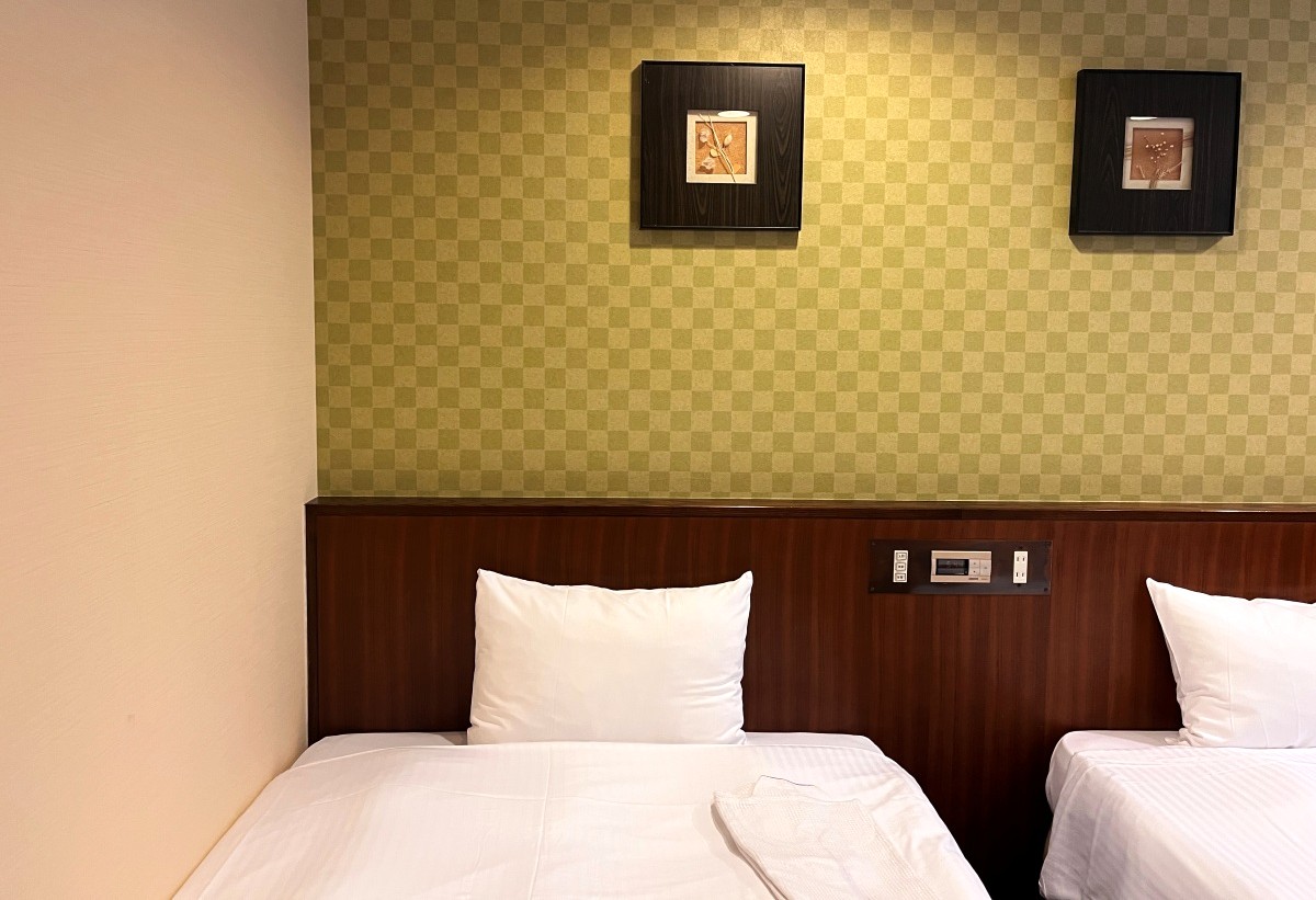 門屋酒店 Kadoya Hotel | 新宿西口住宿5分鐘 | 房間大便利住宿點
