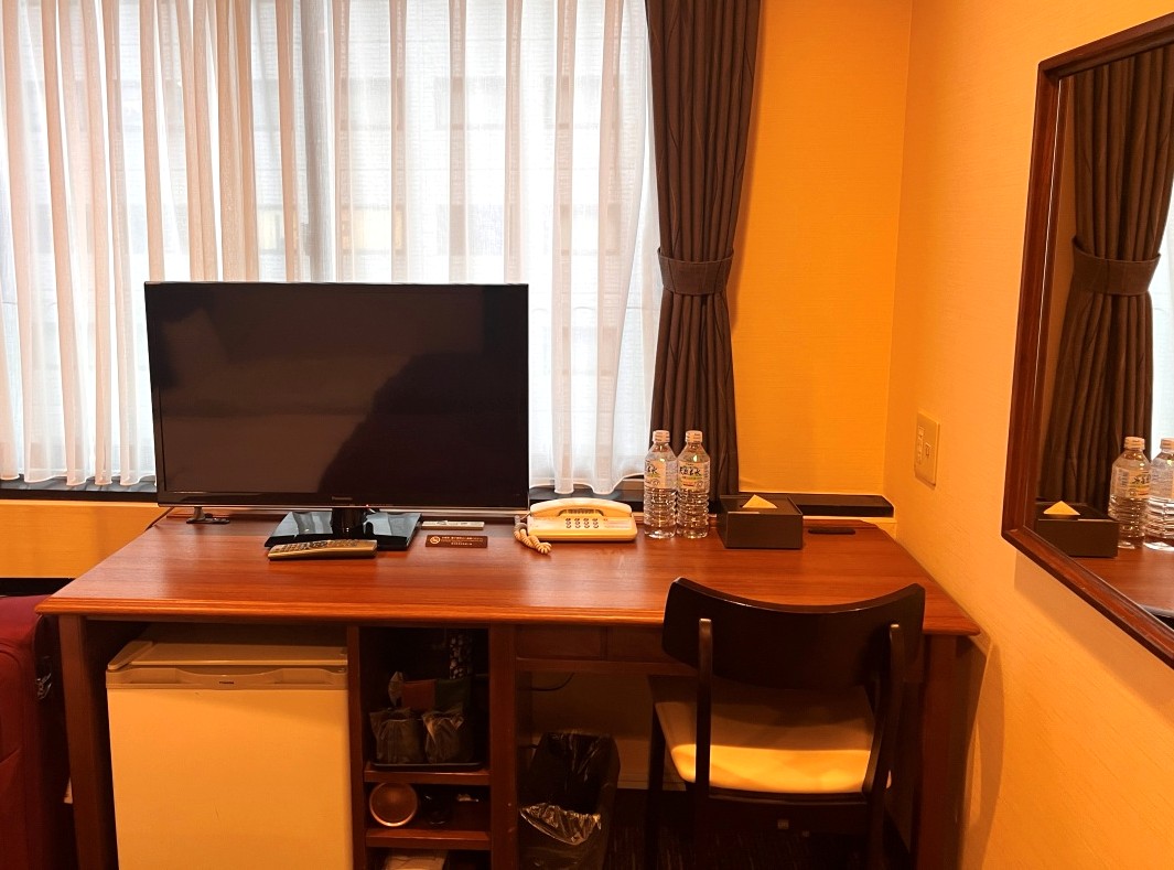 門屋酒店 Kadoya Hotel | 新宿西口住宿5分鐘 | 房間大便利住宿點