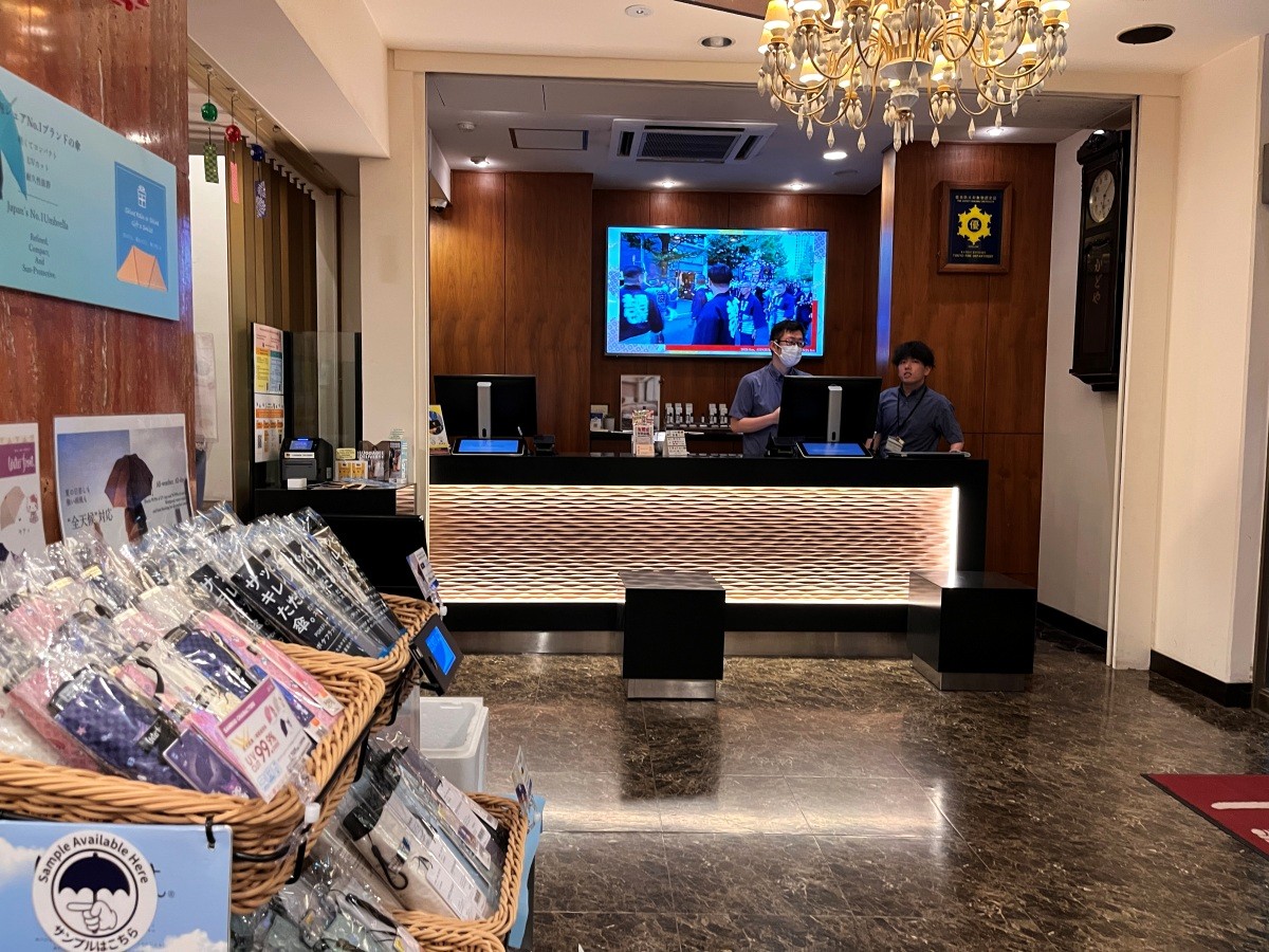 門屋酒店 Kadoya Hotel | 新宿西口住宿5分鐘 | 房間大便利住宿點