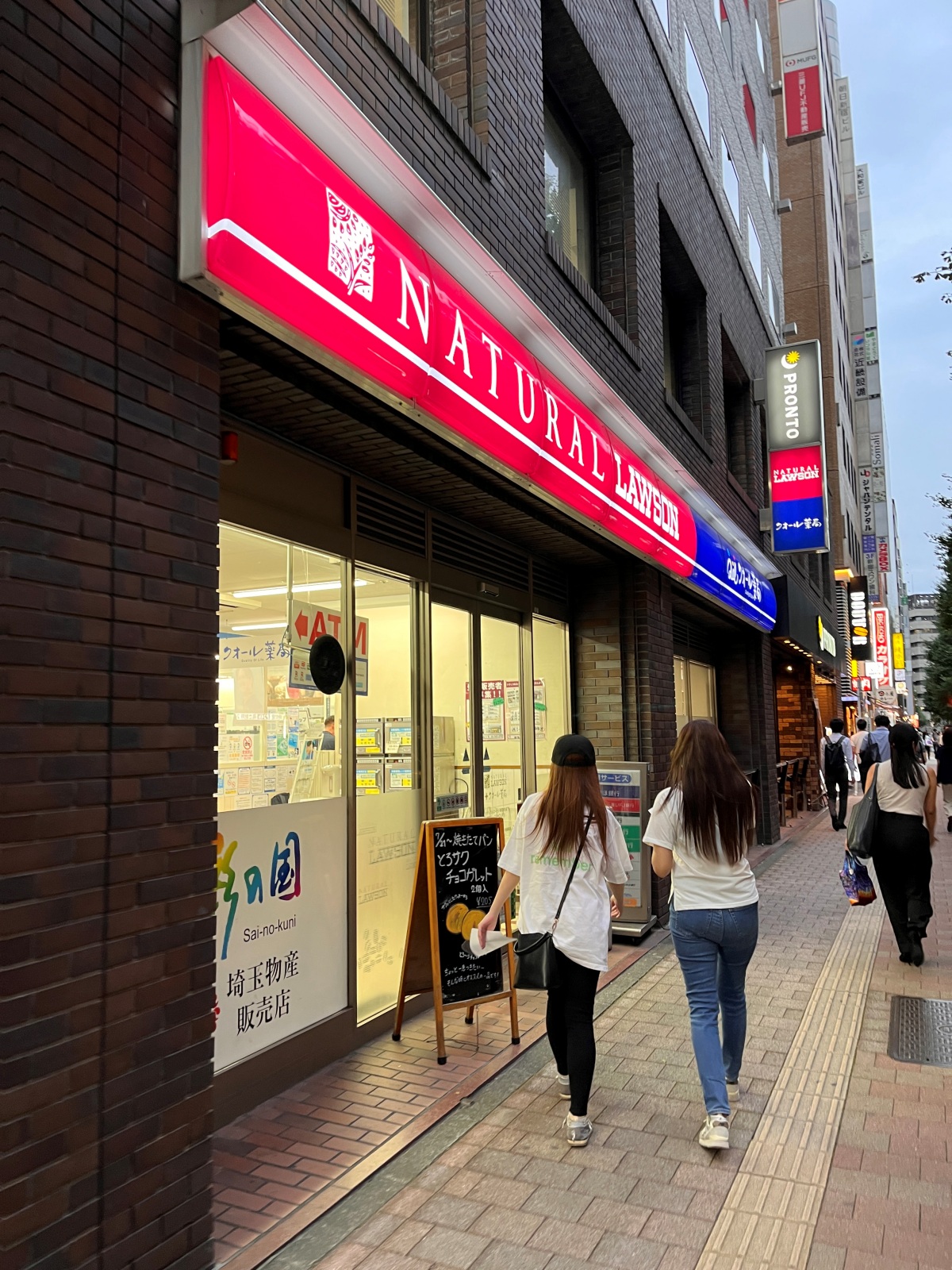 門屋酒店 Kadoya Hotel | 新宿西口住宿5分鐘 | 房間大便利住宿點